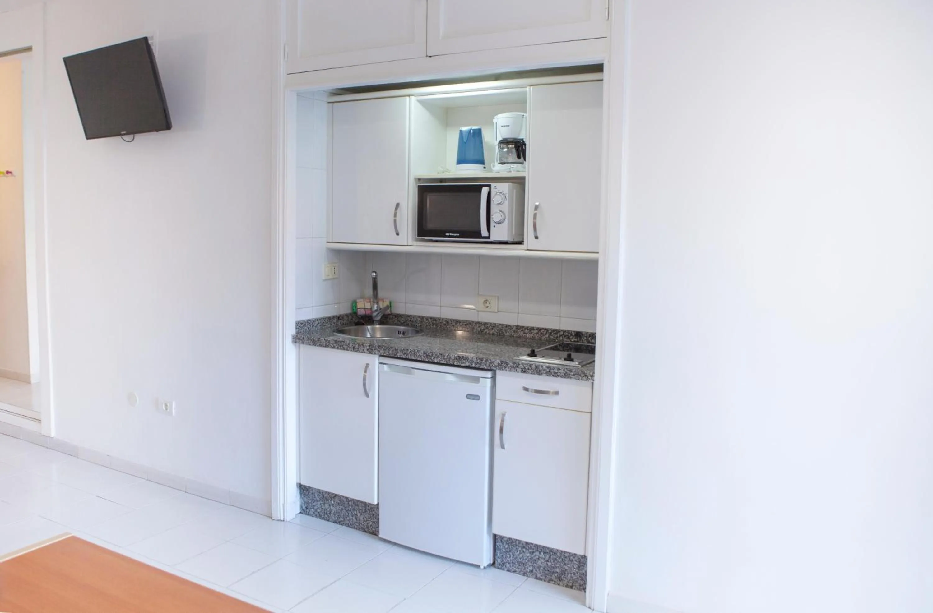 Photo of the whole room in Coral Teide Mar