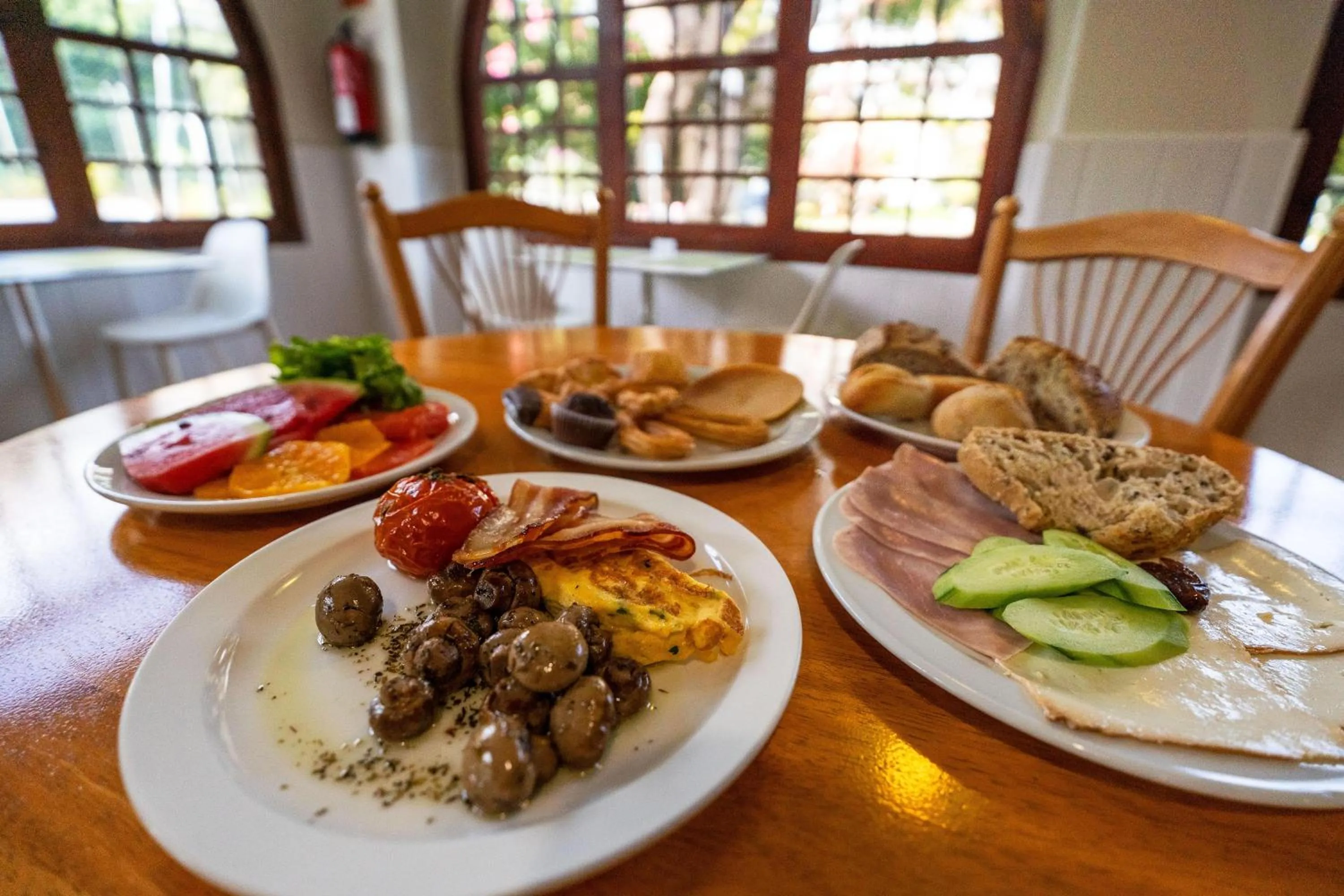 Restaurant/places to eat in Coral Teide Mar