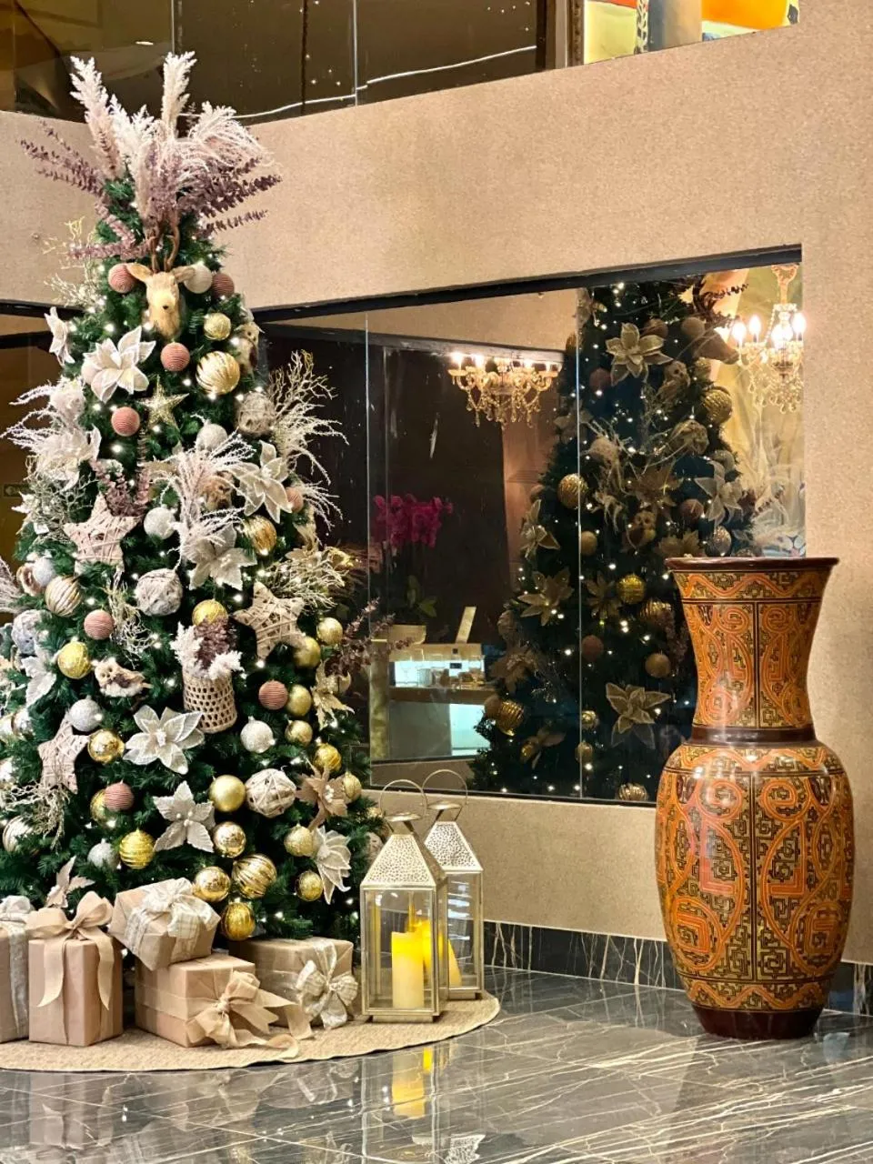 Lobby or reception in Wakanda Hotel