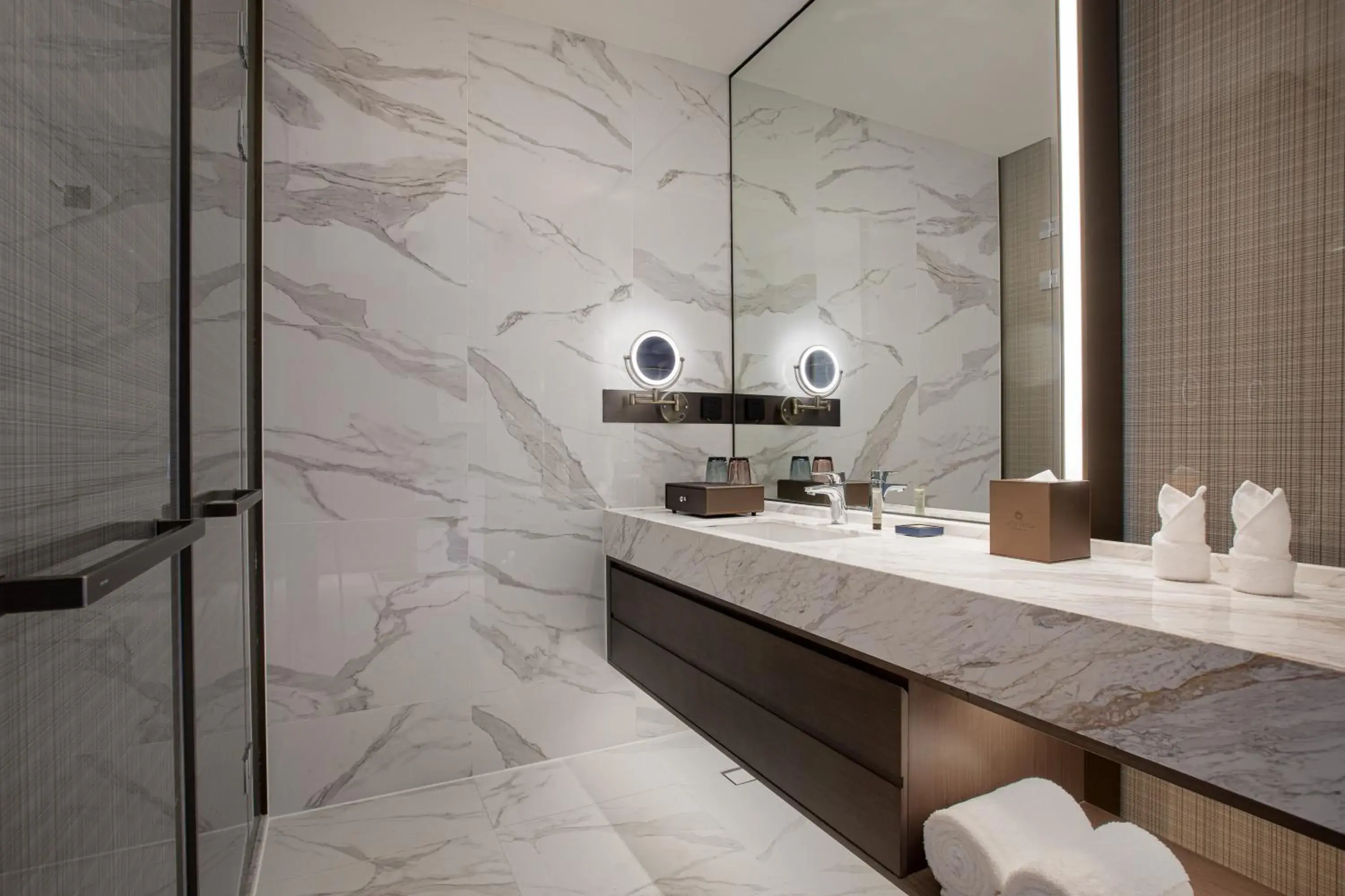 Accessible King Room - Non-Smoking in La Quinta by Wyndham Shanxi Xiaohe Xincheng Accessible King Room - Non-Smoking in La Quinta by Wyndham Shanxi Xiaohe Xincheng