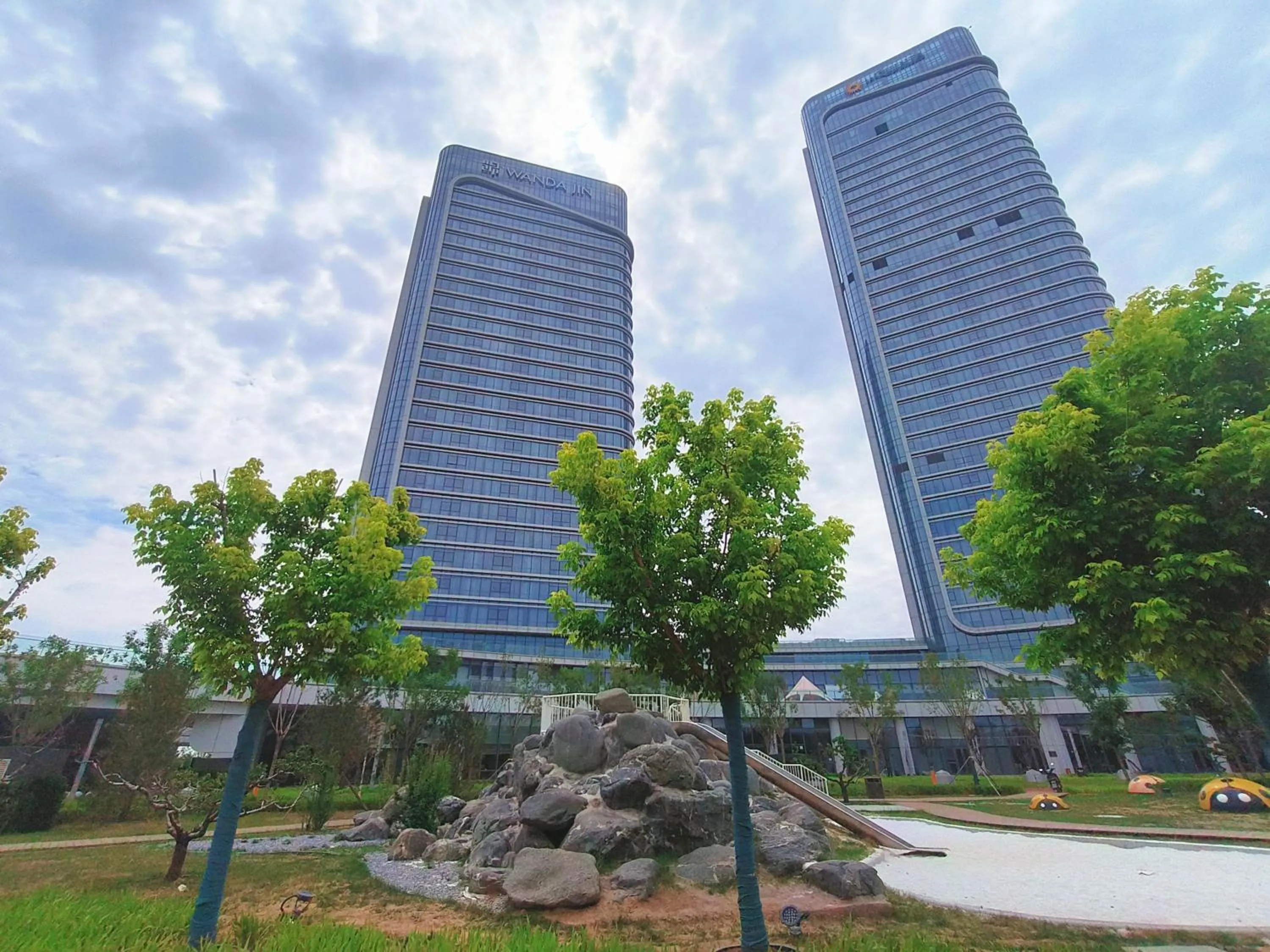 Children play ground in La Quinta by Wyndham Shanxi Xiaohe Xincheng