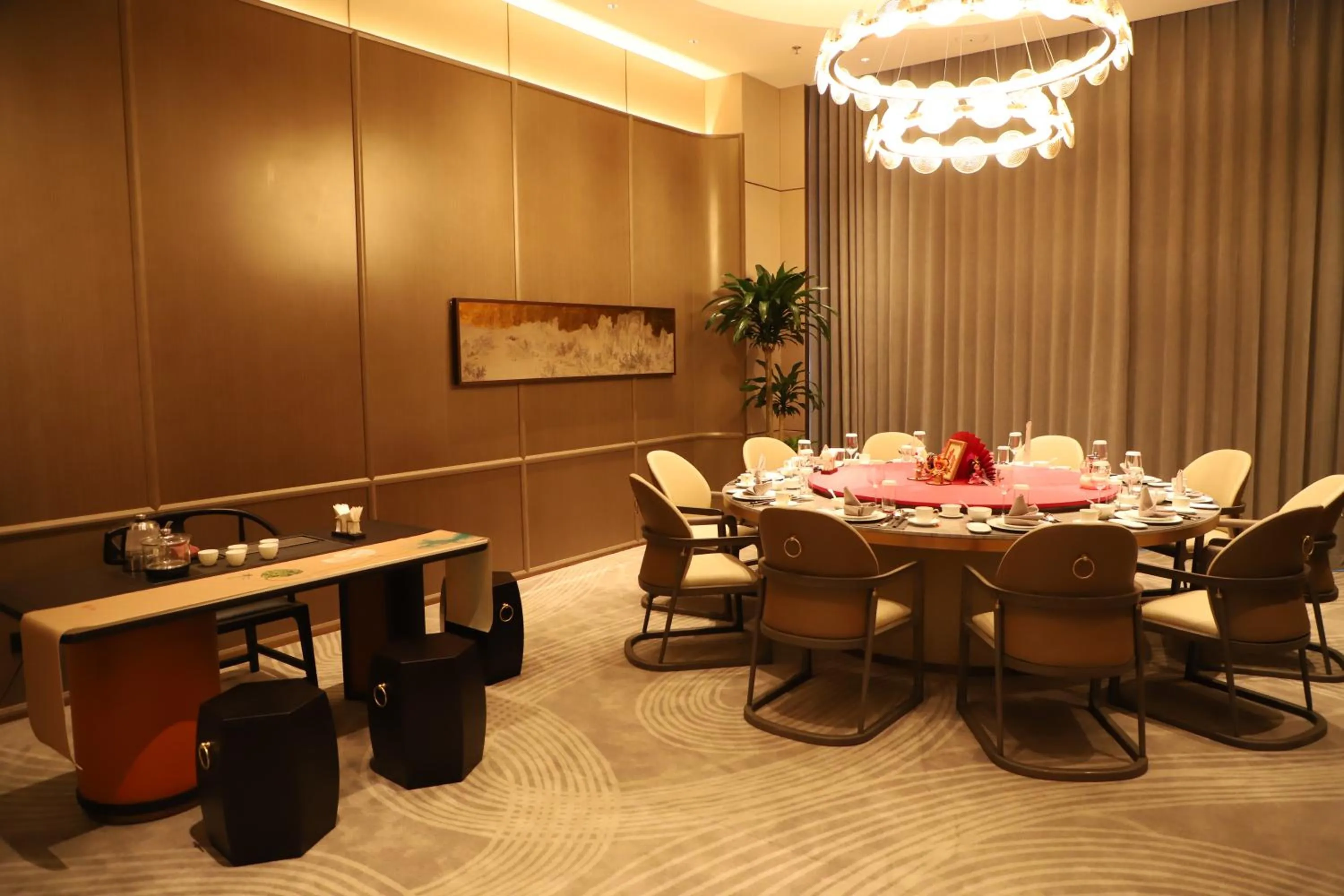 Restaurant/places to eat in La Quinta by Wyndham Shanxi Xiaohe Xincheng