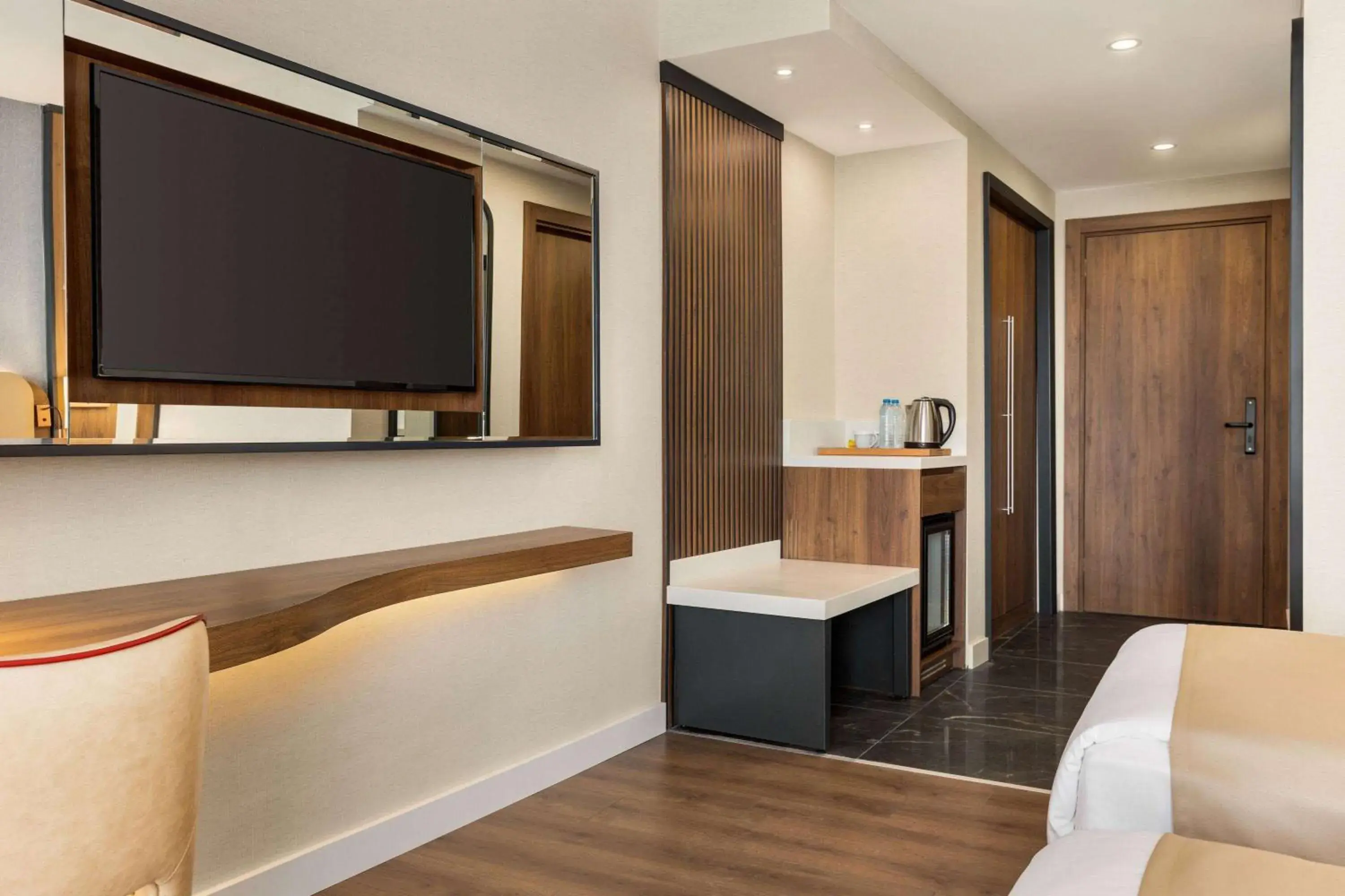 Deluxe Twin Room - Smoking in Ramada by Wyndham Karapinar Deluxe Twin Room - Smoking in Ramada by Wyndham Karapinar