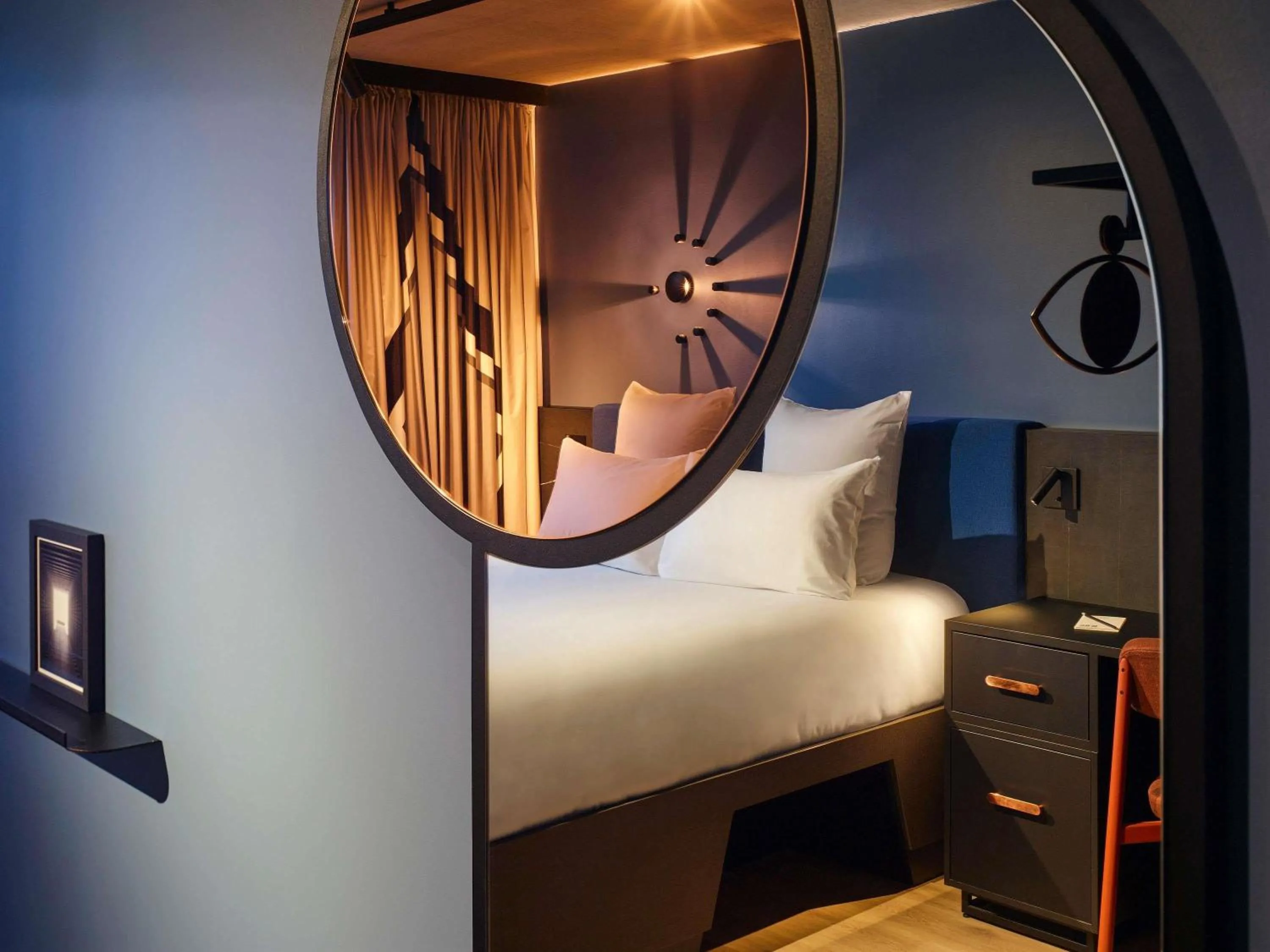 Bedroom, Bed in Tribe Paris Saint Ouen
