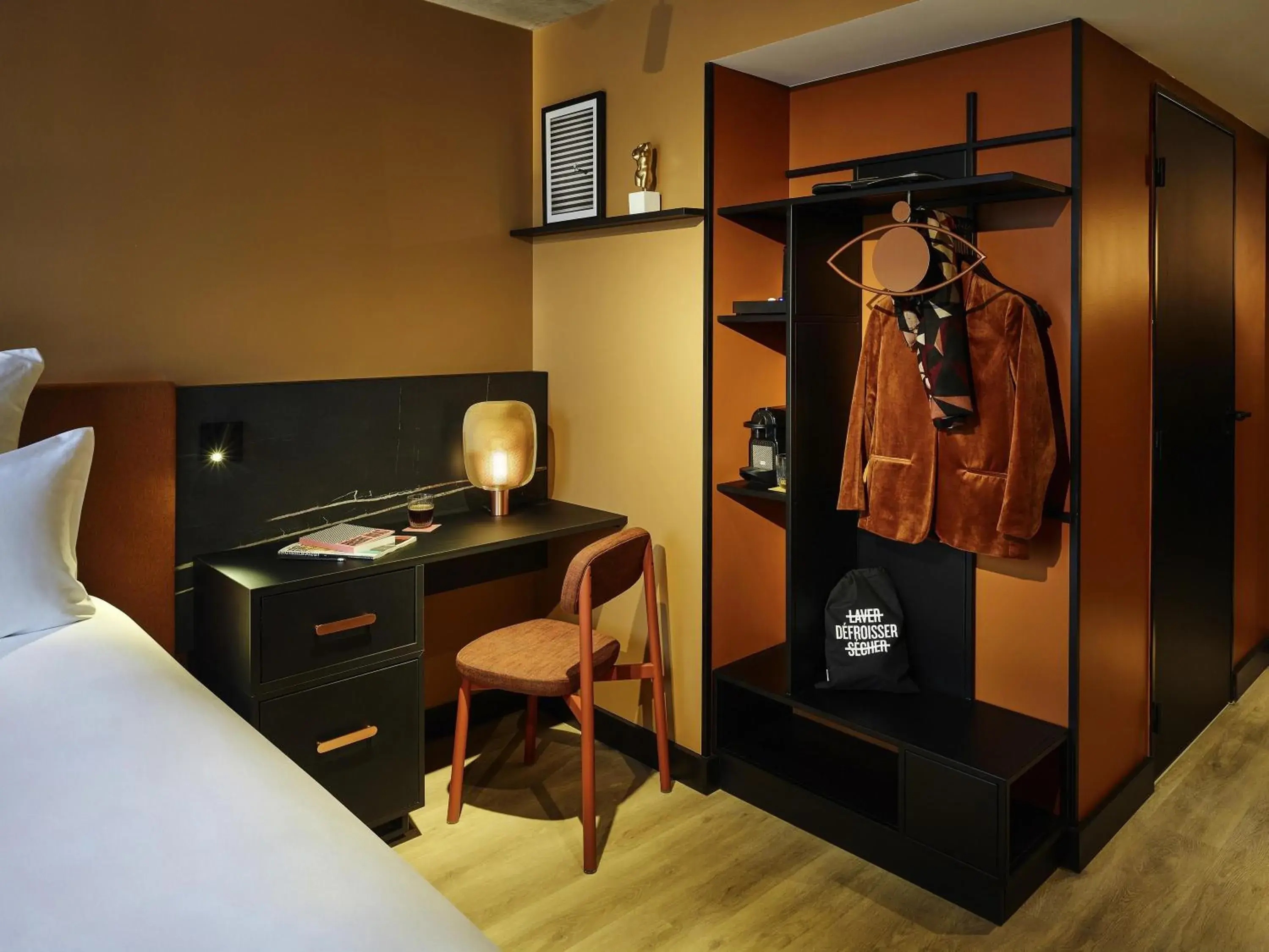 Tribe Comfort with Two Single Beds in Tribe Paris Saint Ouen Tribe Comfort with Two Single Beds in Tribe Paris Saint Ouen