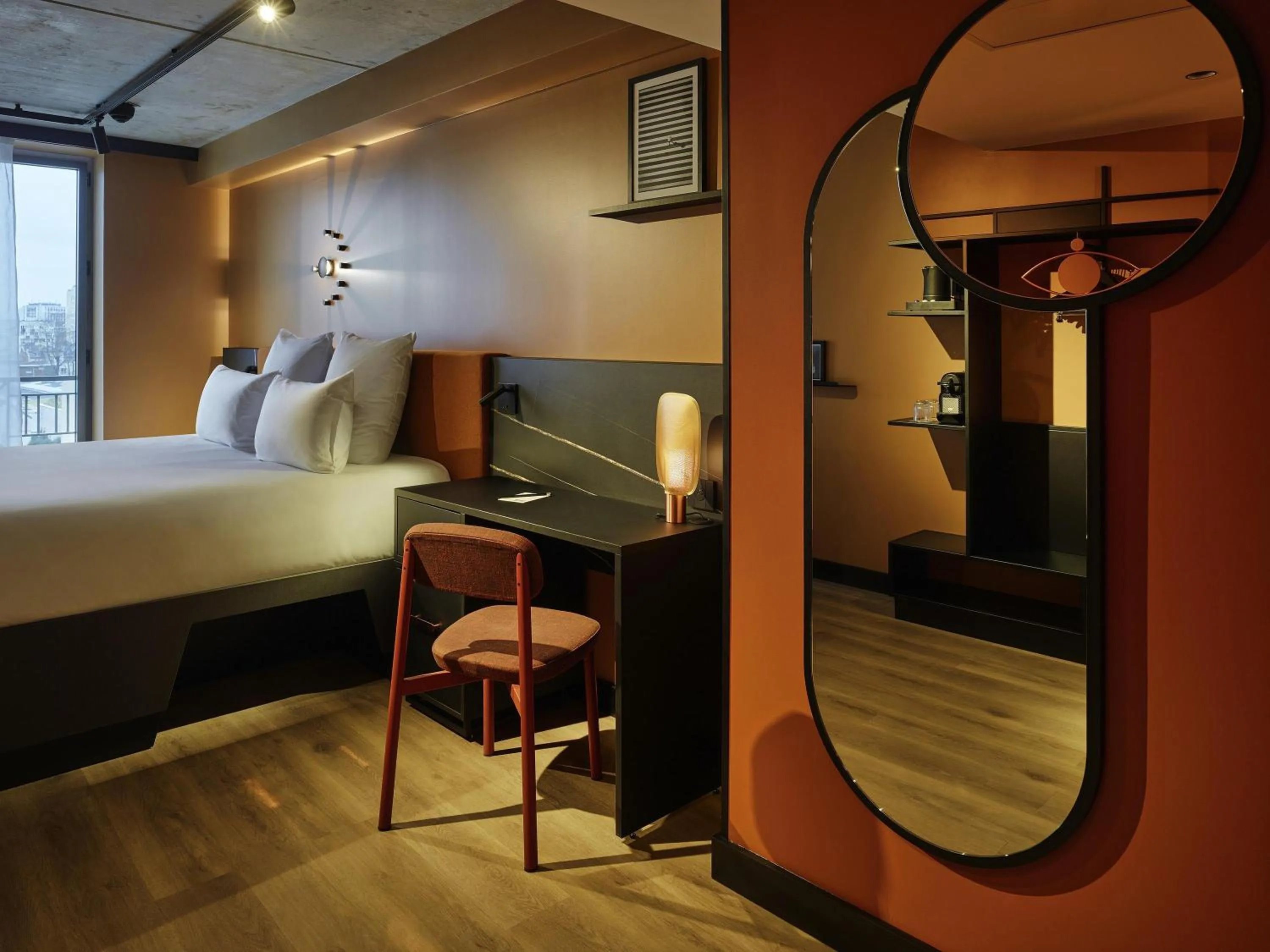 Bedroom, Bed in Tribe Paris Saint Ouen