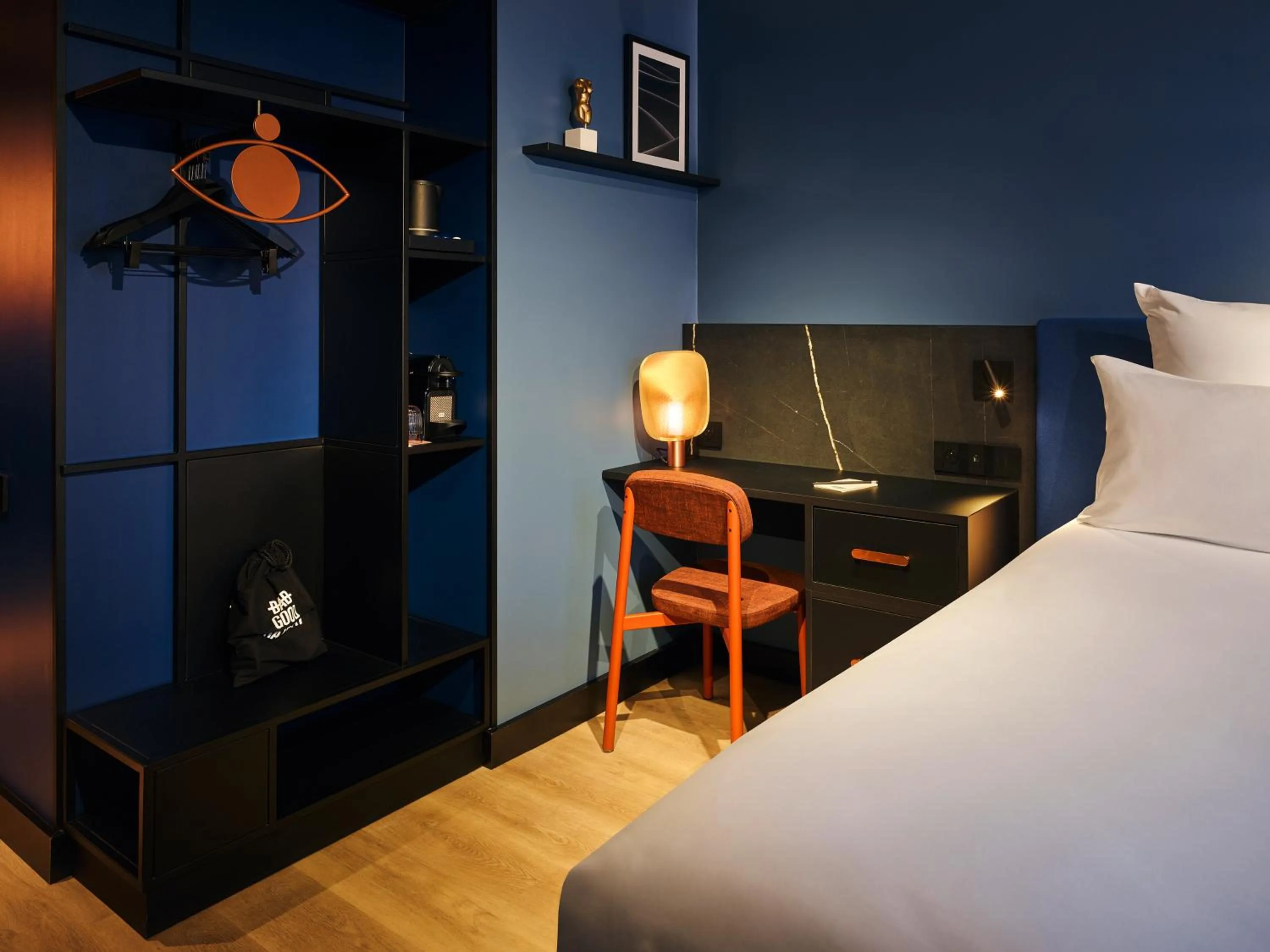 Bedroom, Bed in Tribe Paris Saint Ouen