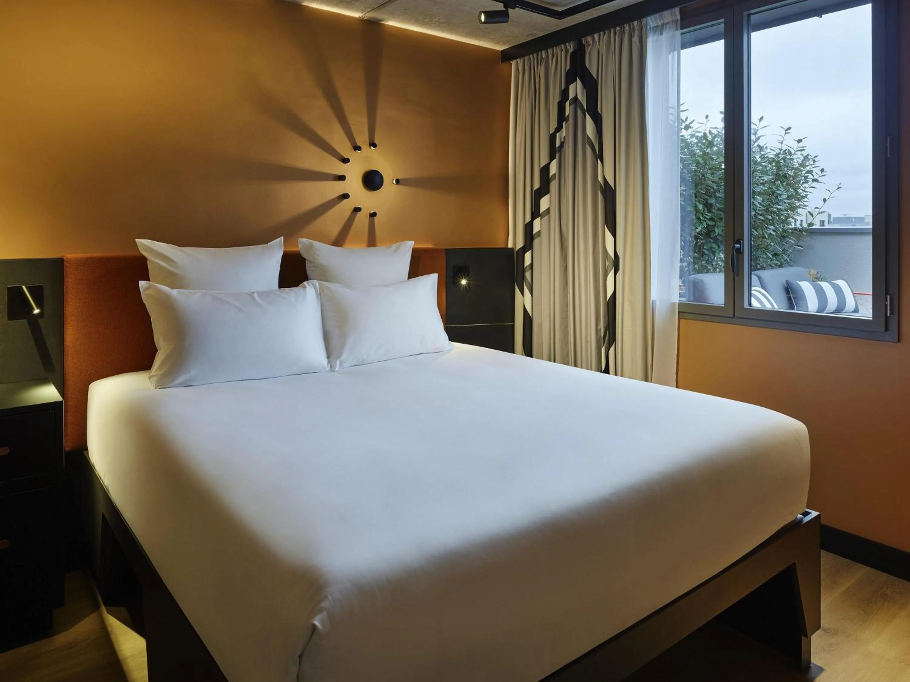 Bedroom, Bed in Tribe Paris Saint Ouen