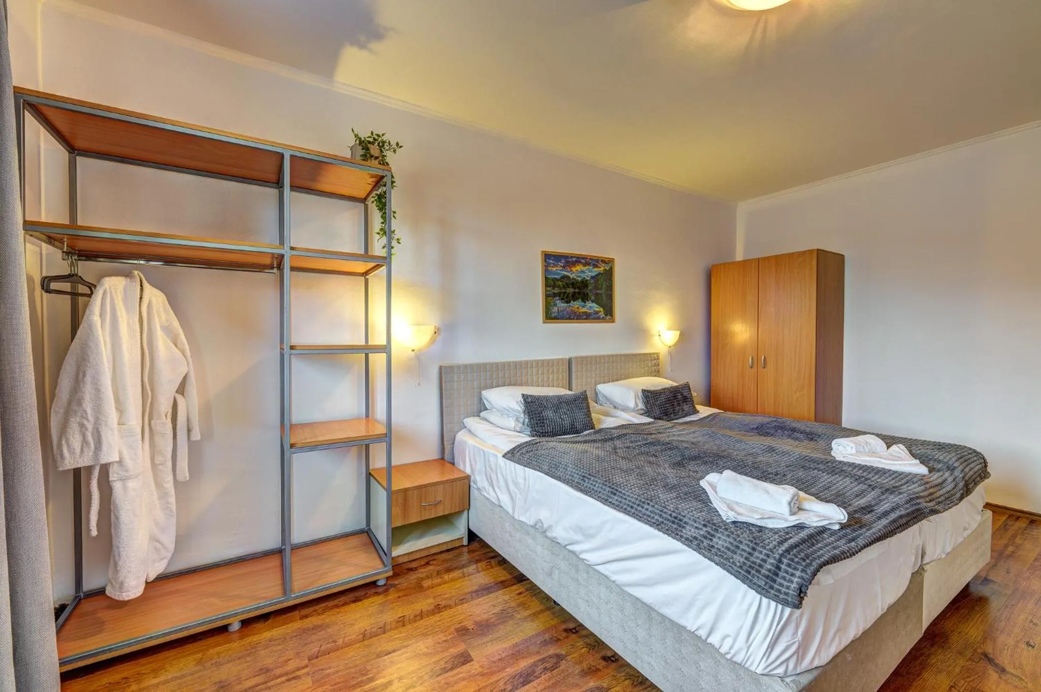 Bed in Complex Silver Hills