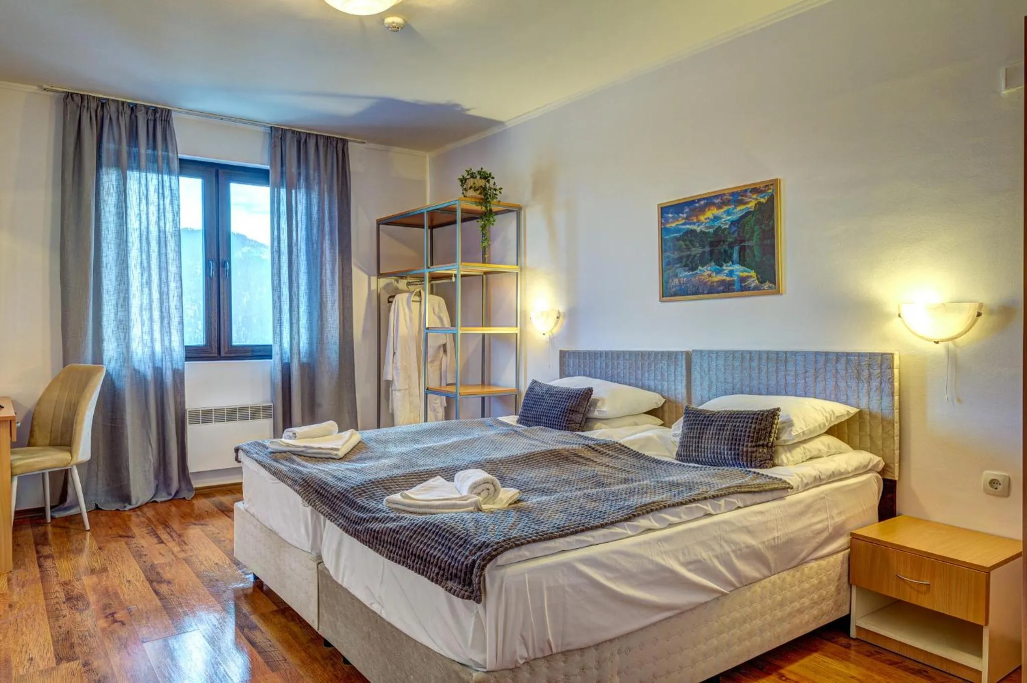 Bed in Complex Silver Hills