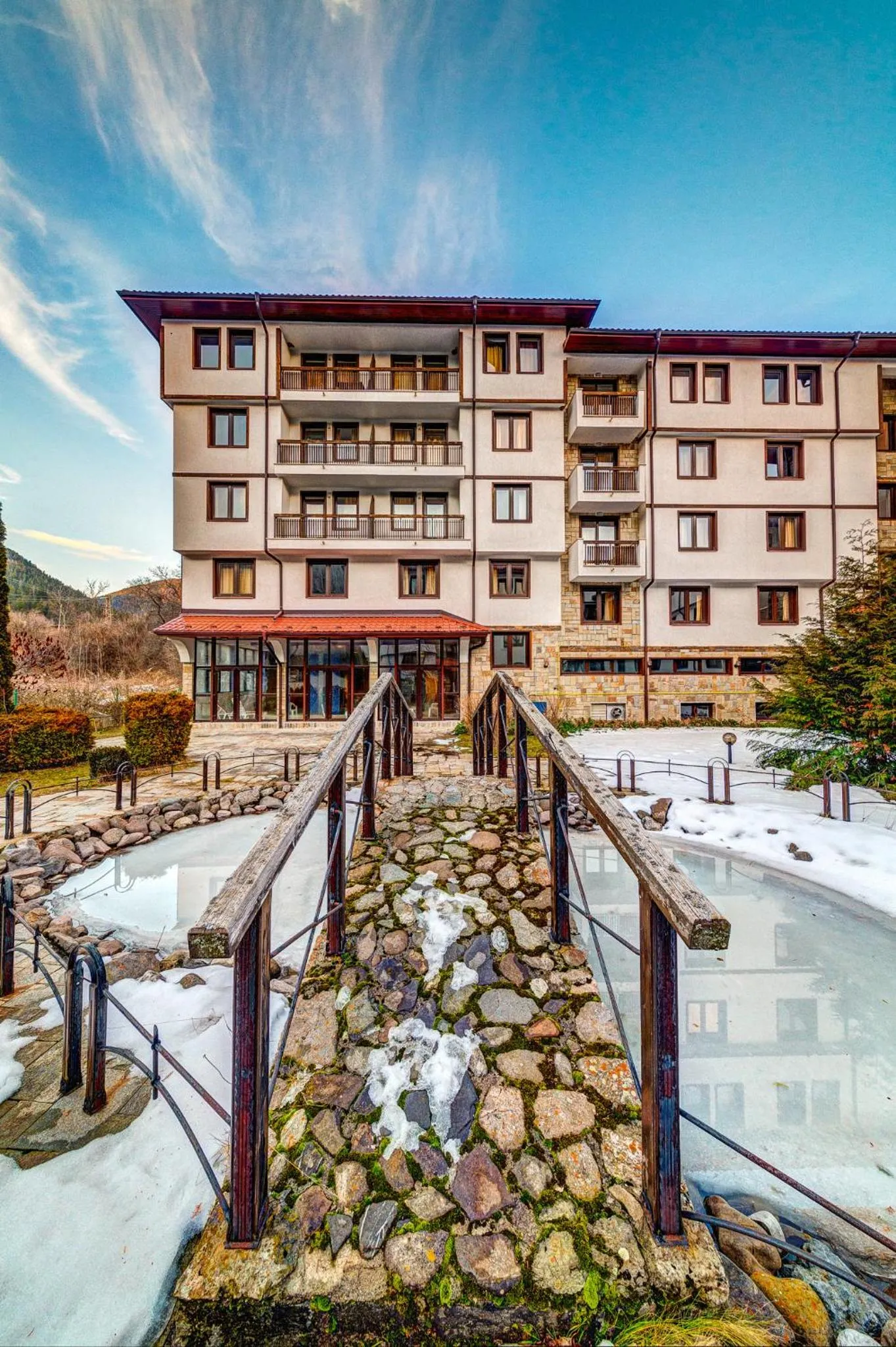 Natural landscape in Complex Silver Hills