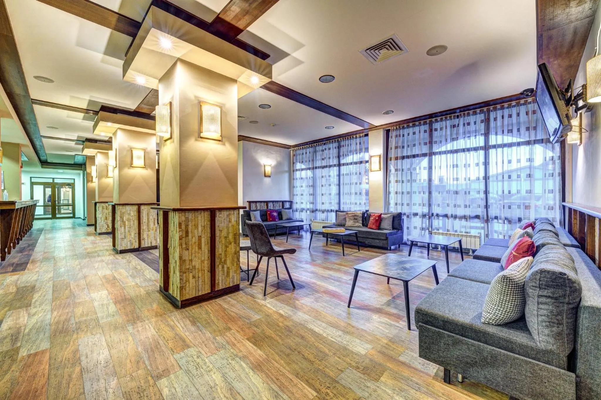 Facade/entrance in Complex Silver Hills