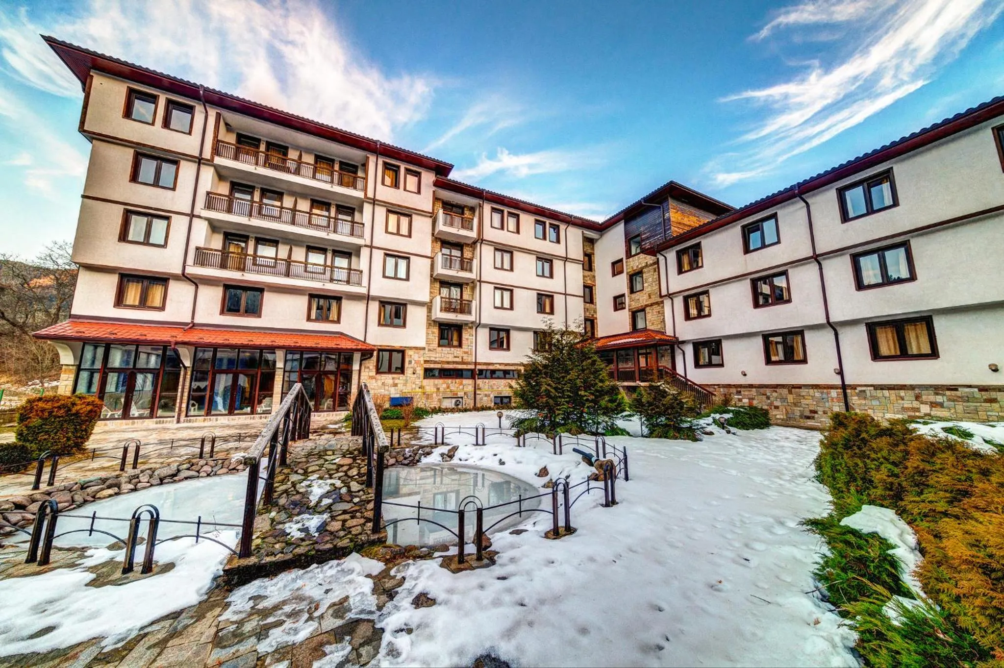 Property building in Complex Silver Hills