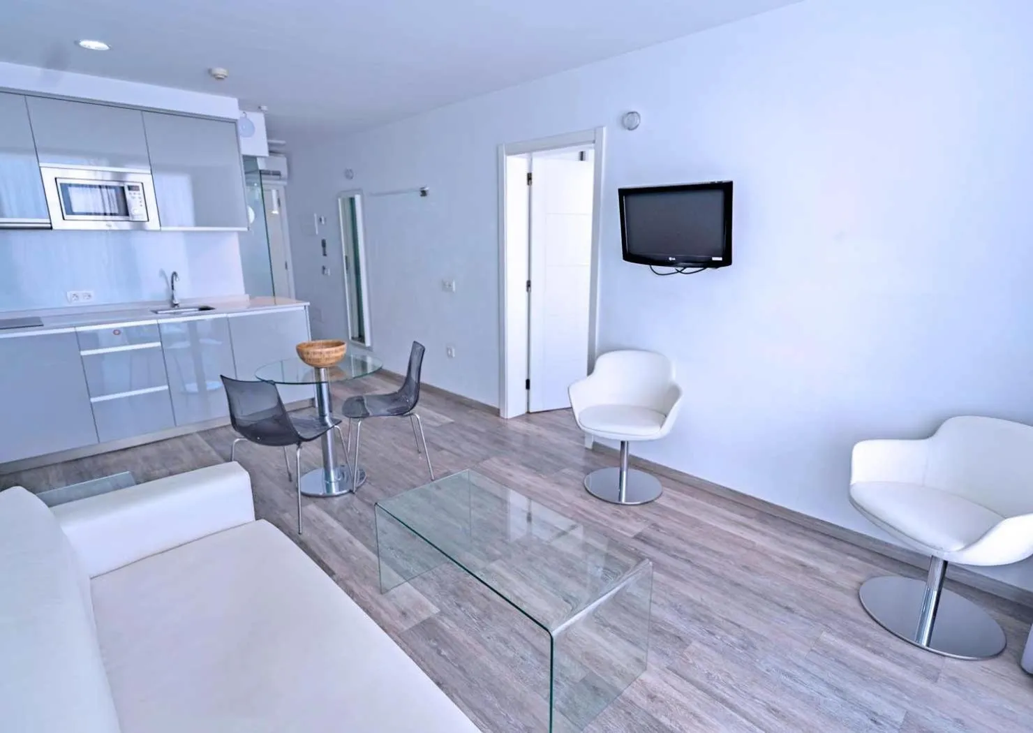 Photo of the whole room in Coral Ocean View - Adults Only