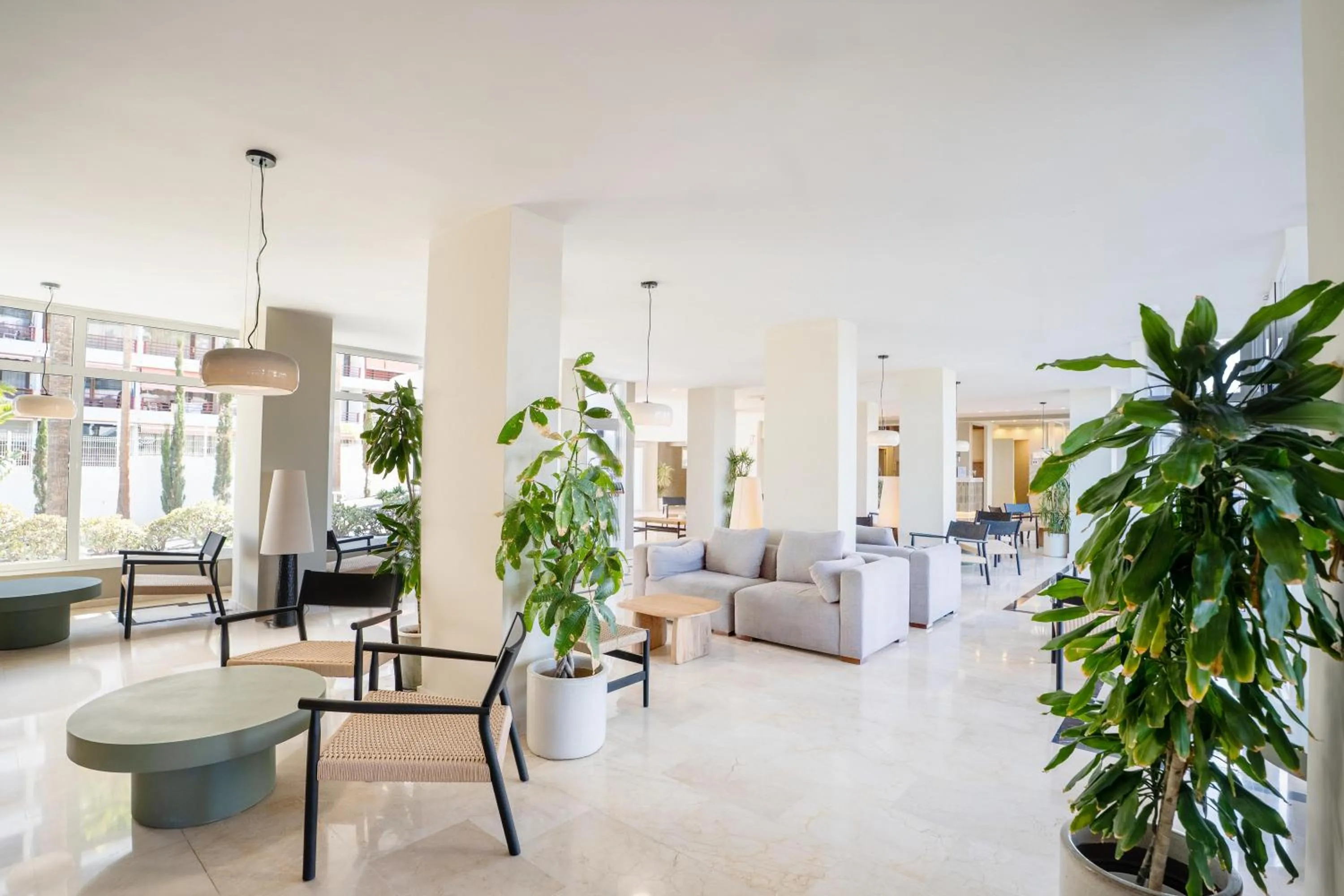 Lobby or reception in Coral Ocean View - Adults Only