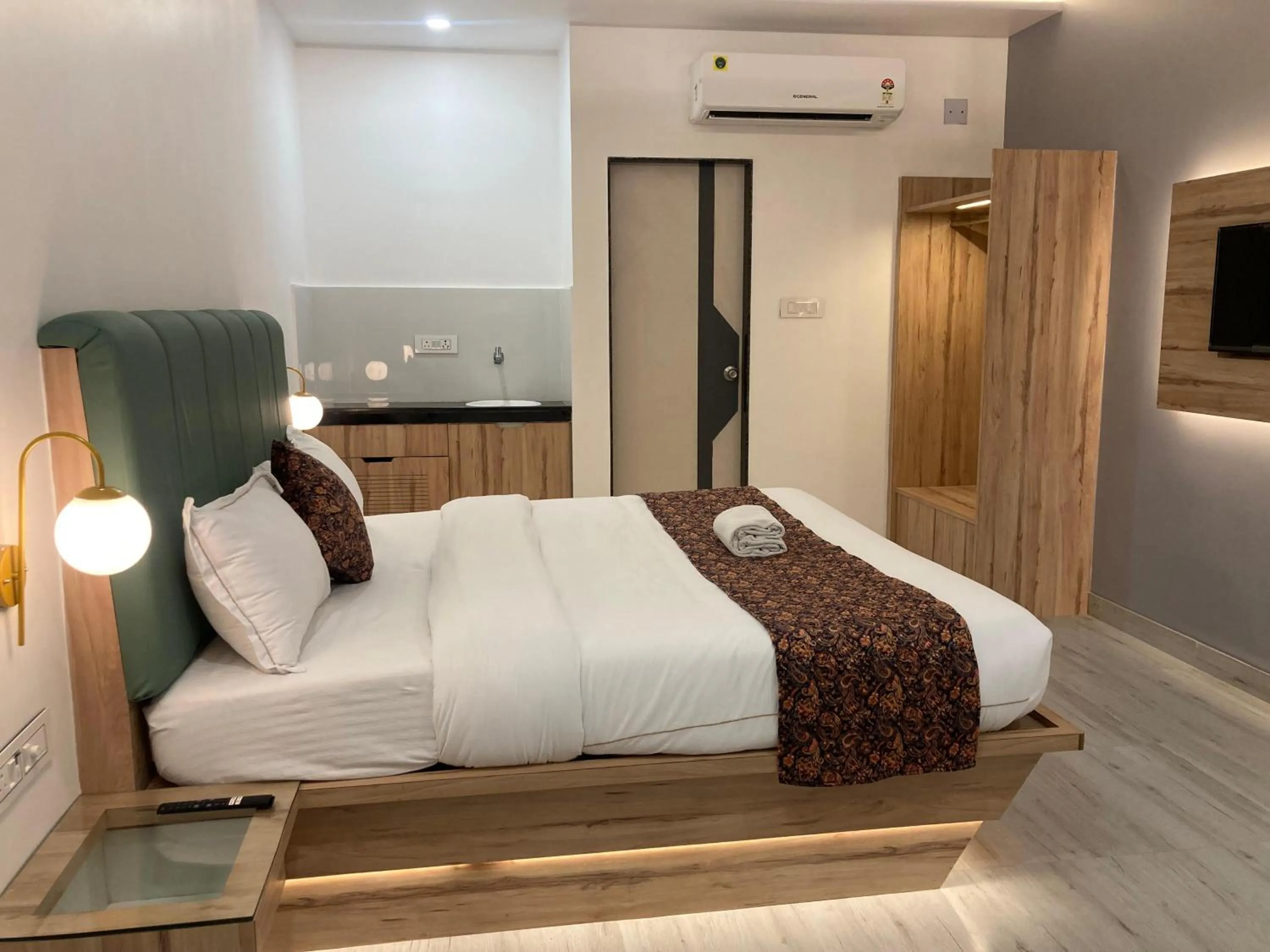 Bed in The Lavish Stay