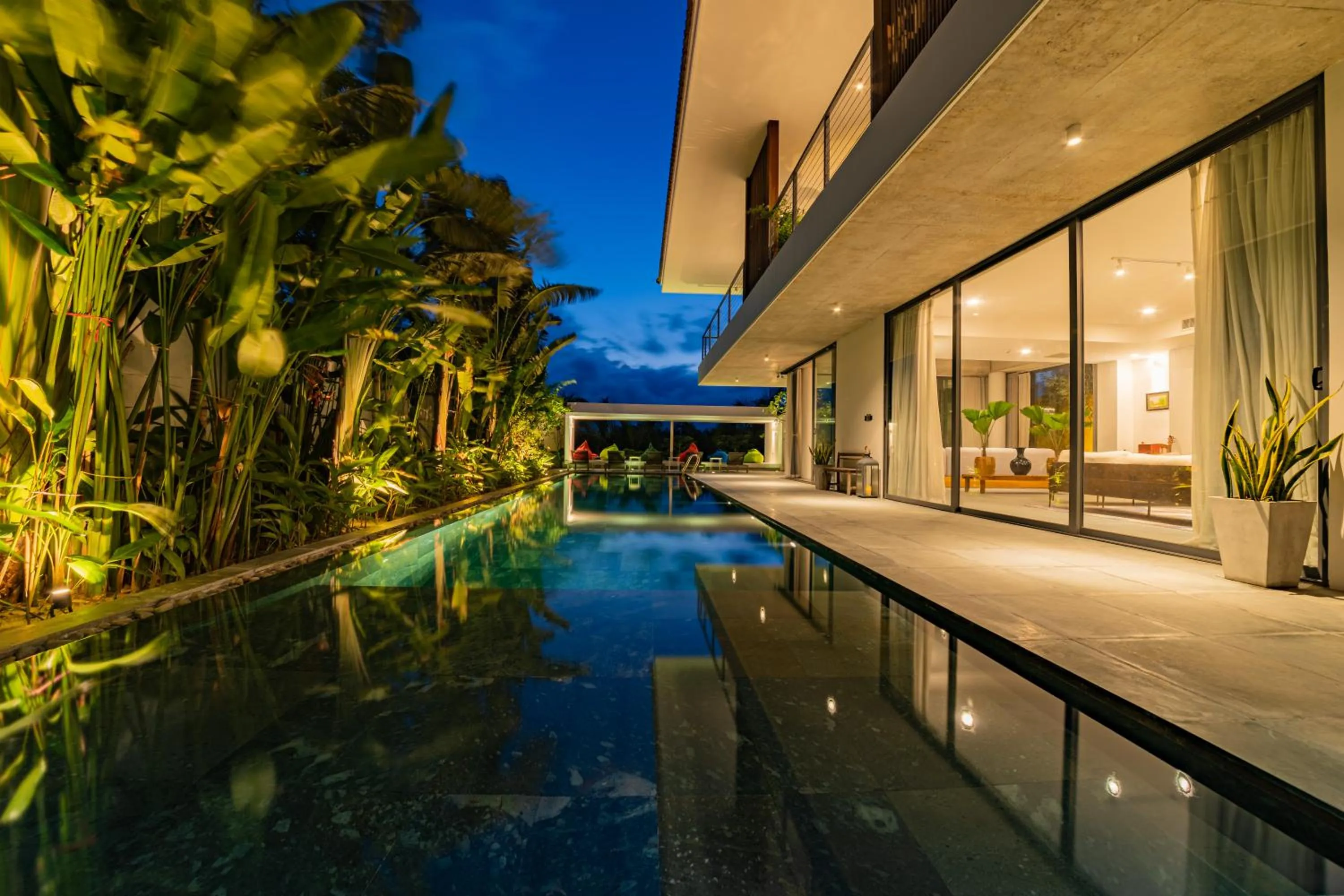 Swimming pool in Akala Villa Hoi An
