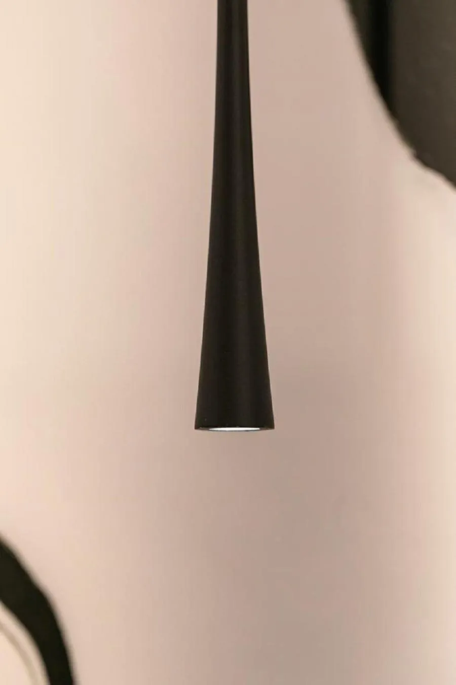 Decorative detail in Bhr Cavour 150