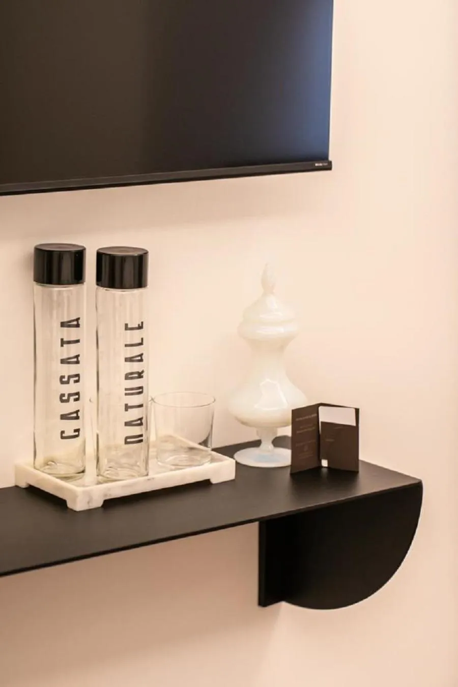 Decorative detail in Bhr Cavour 150