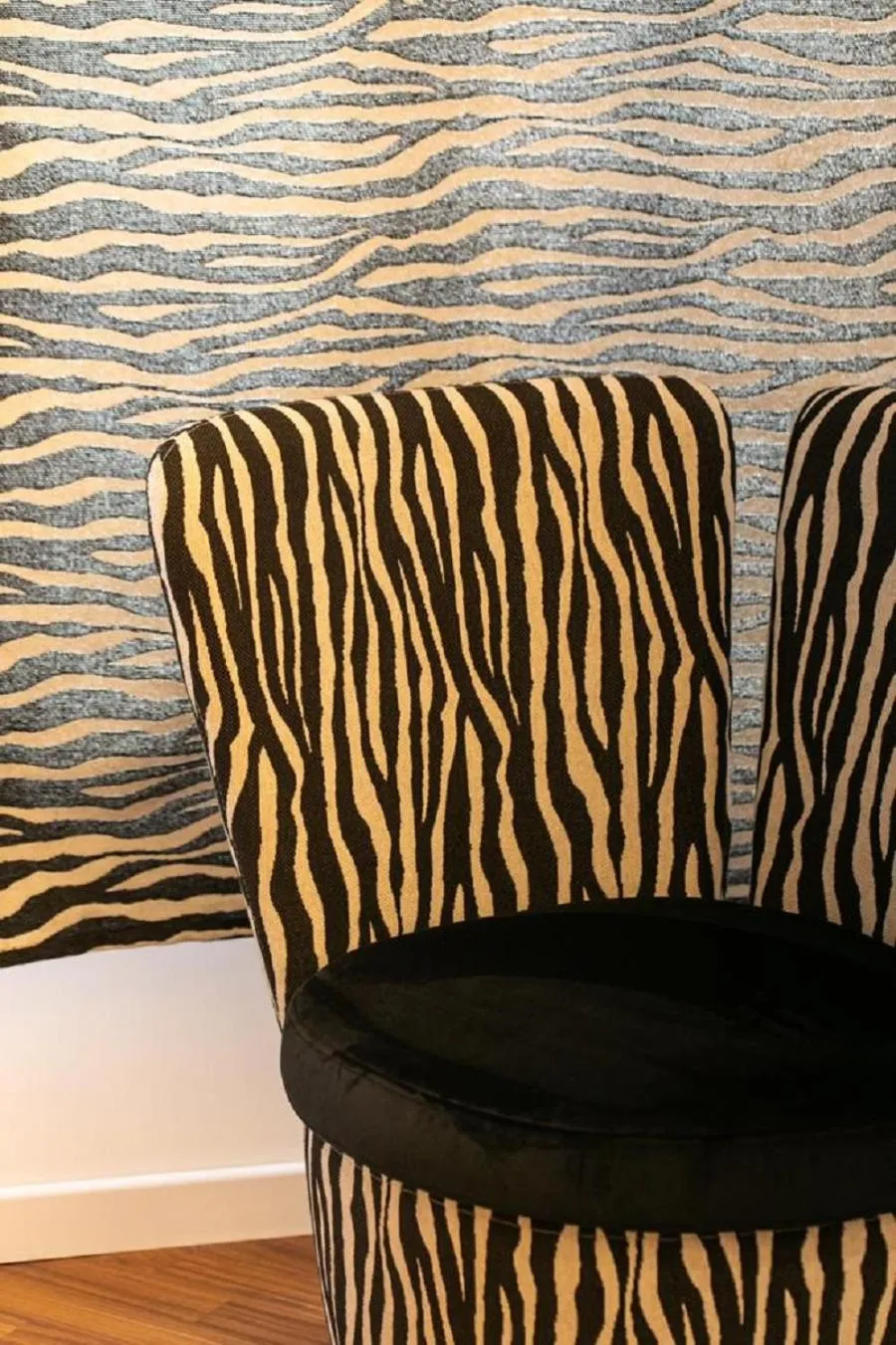 Decorative detail in Bhr Cavour 150