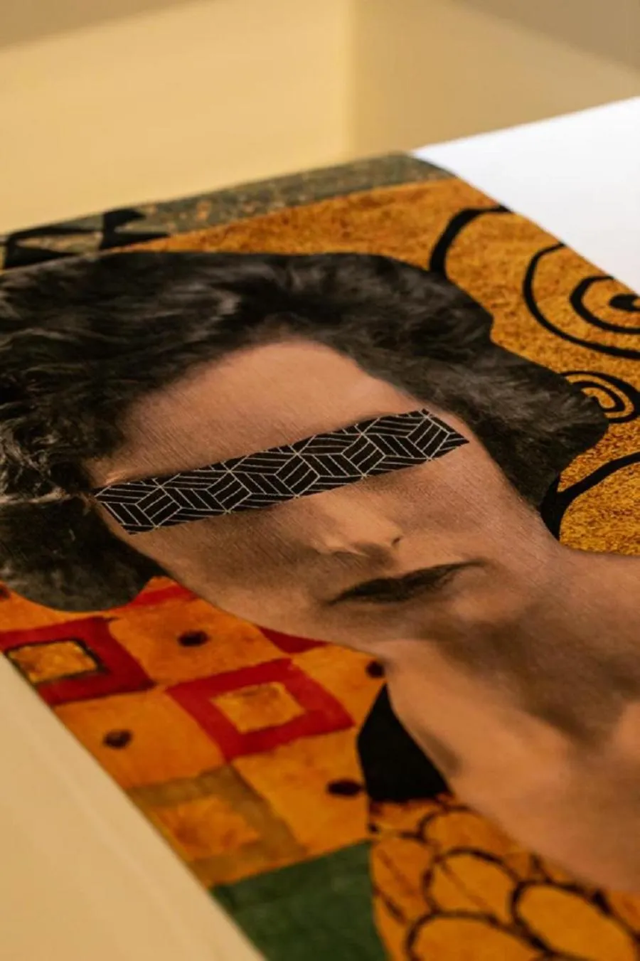 Decorative detail in Bhr Cavour 150