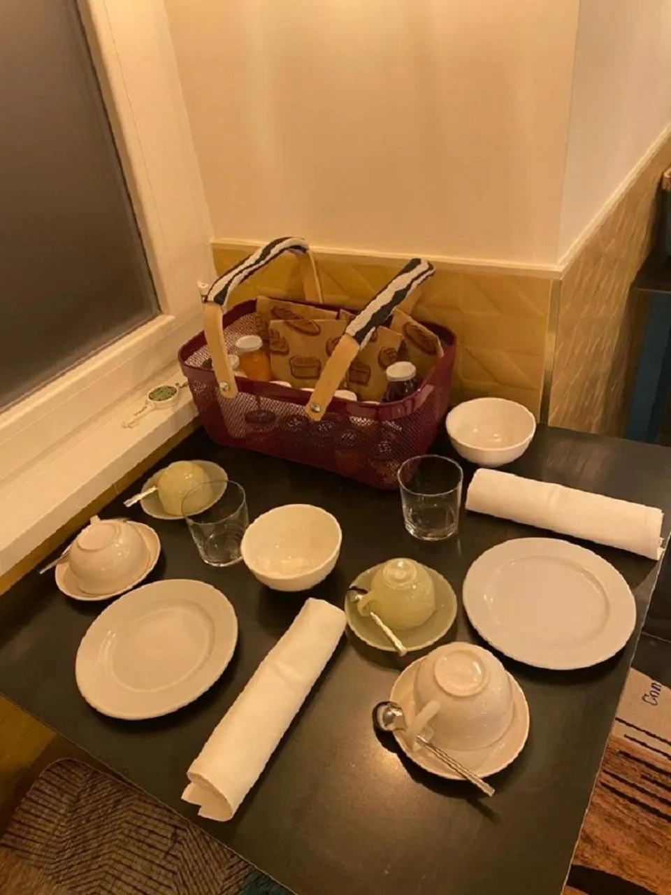 Breakfast in Bhr Cavour 150