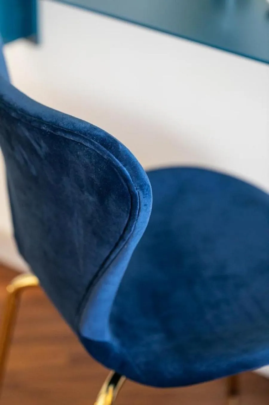 Decorative detail in Bhr Cavour 150