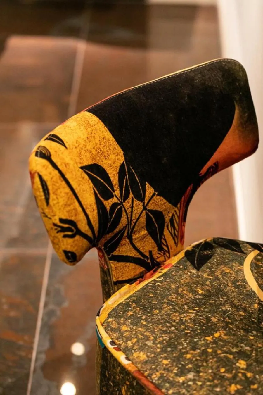 Decorative detail in Bhr Cavour 150