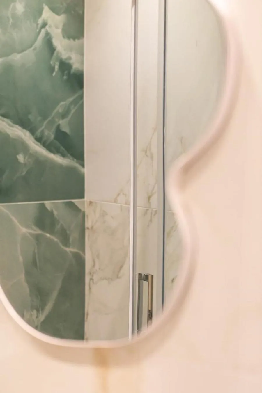 Shower in Bhr Cavour 150