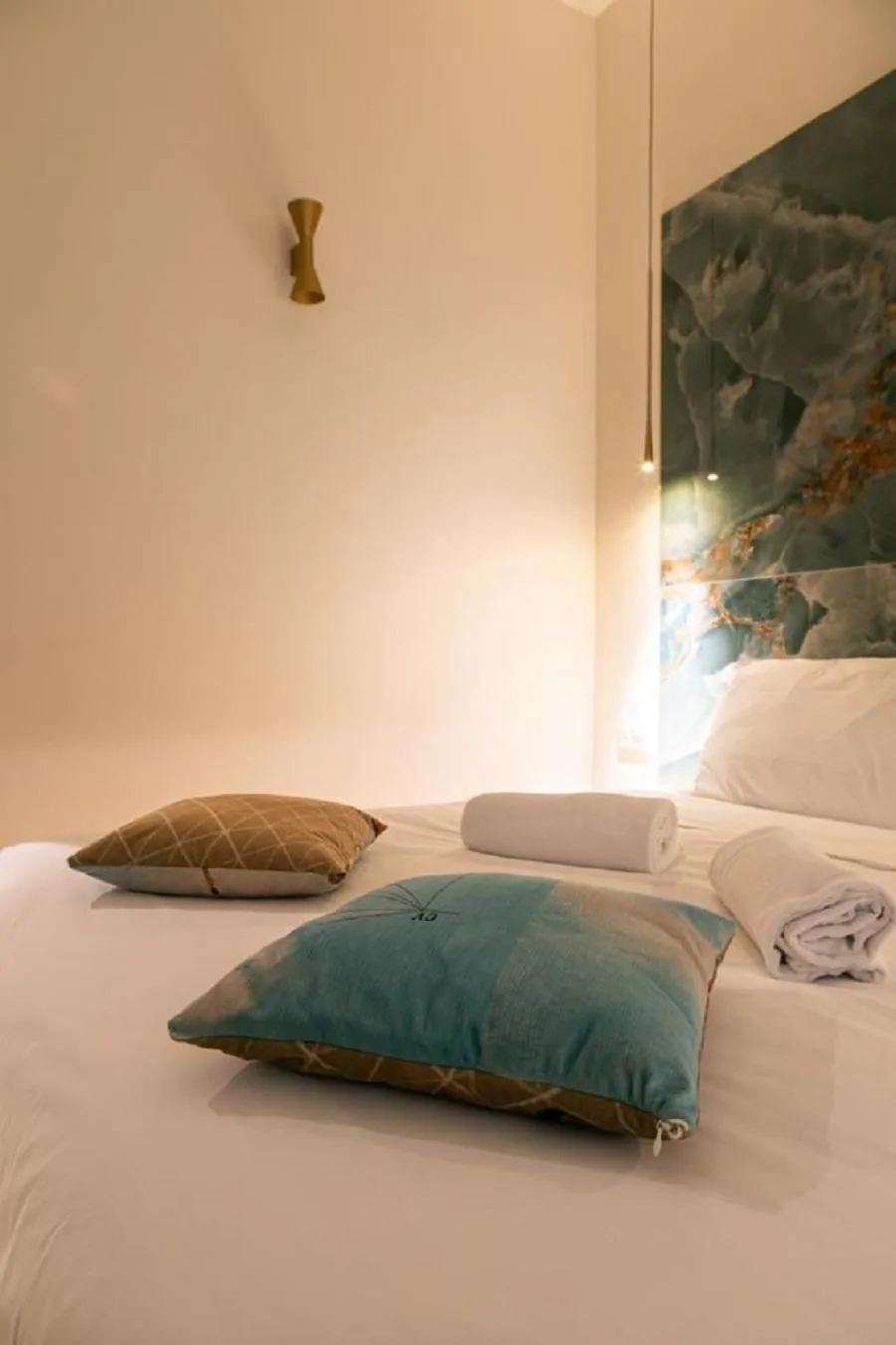 Bed in Bhr Cavour 150