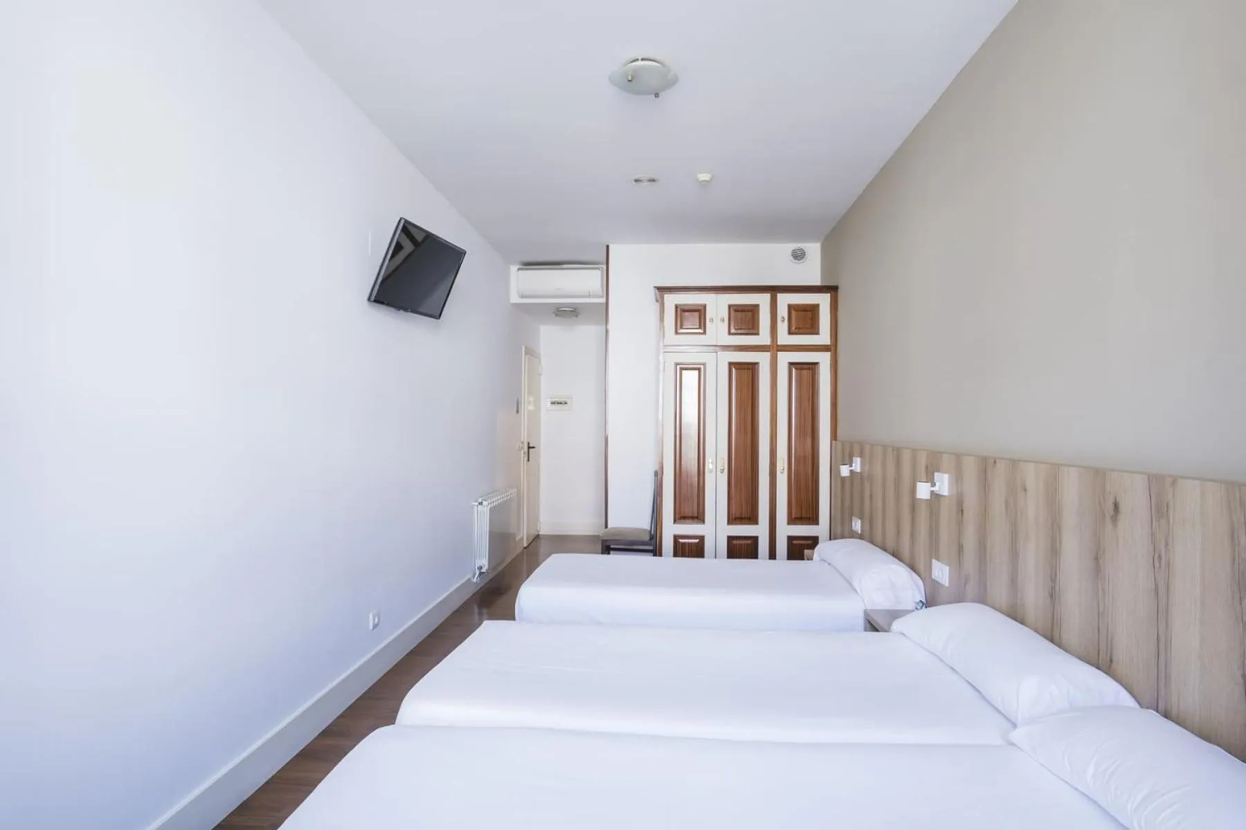 Bed in Hotel Alda Avenida