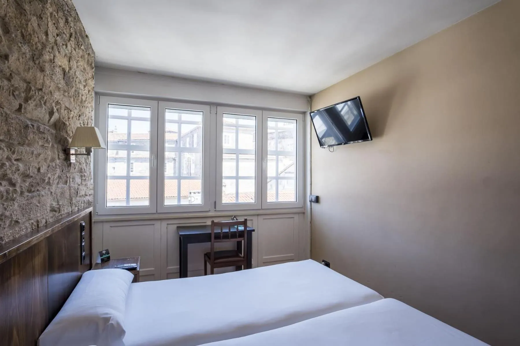 Bed in Hotel Alda Avenida