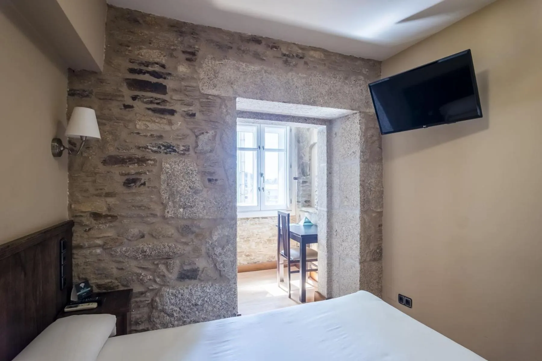 Photo of the whole room, Bed in Hotel Alda Avenida