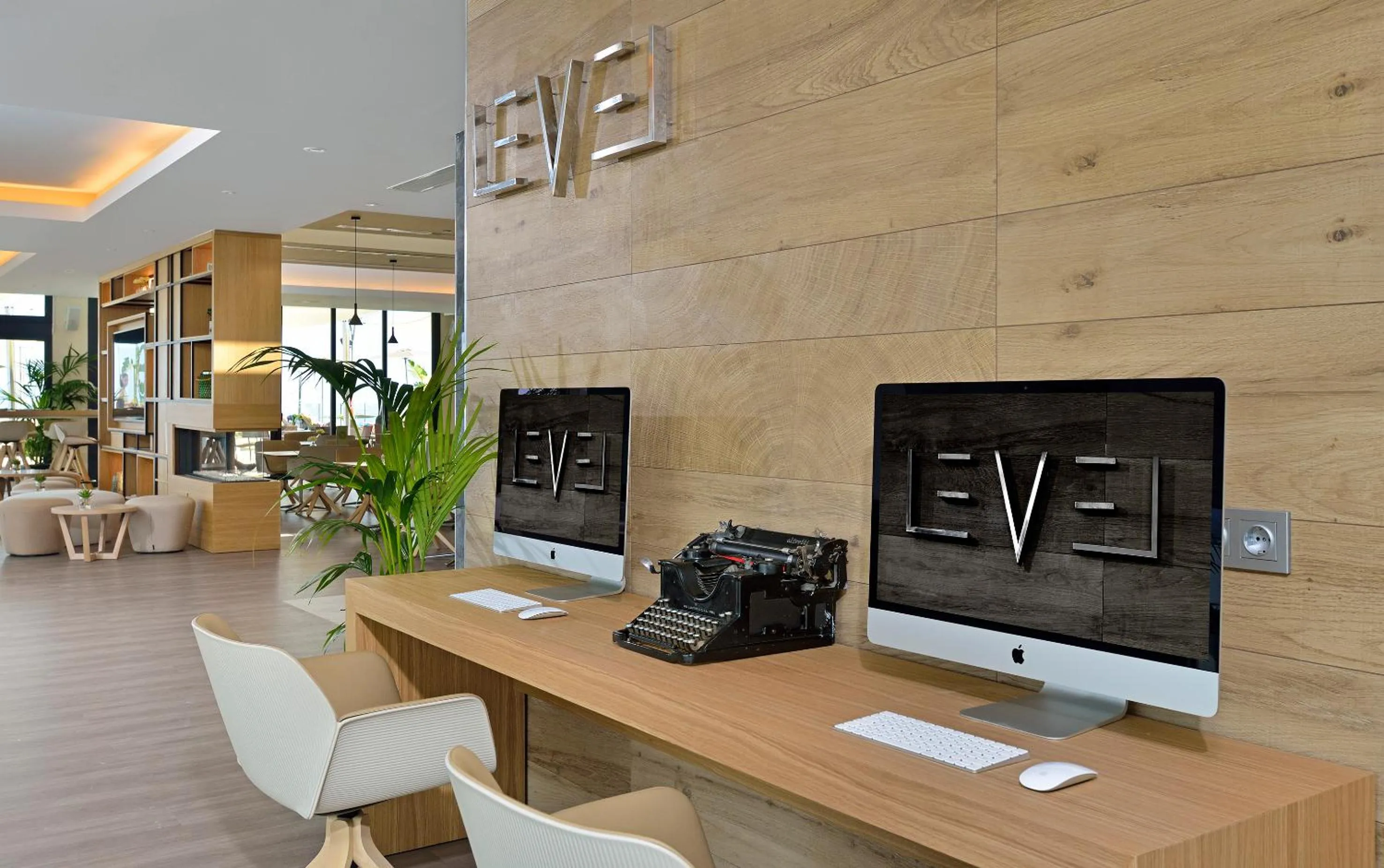 Area and facilities in Melia Costa del Sol