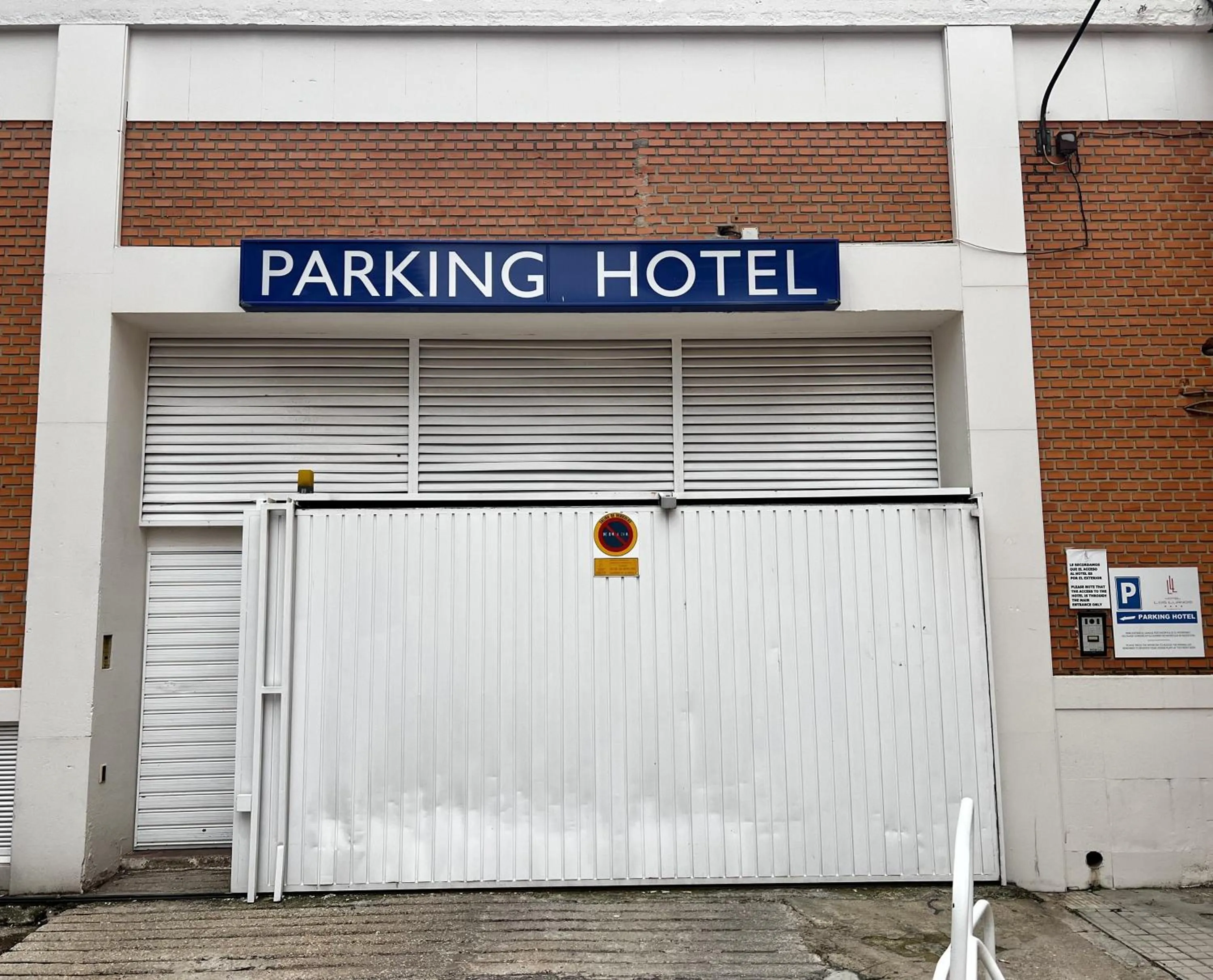 Property building in Sercotel Los Llanos