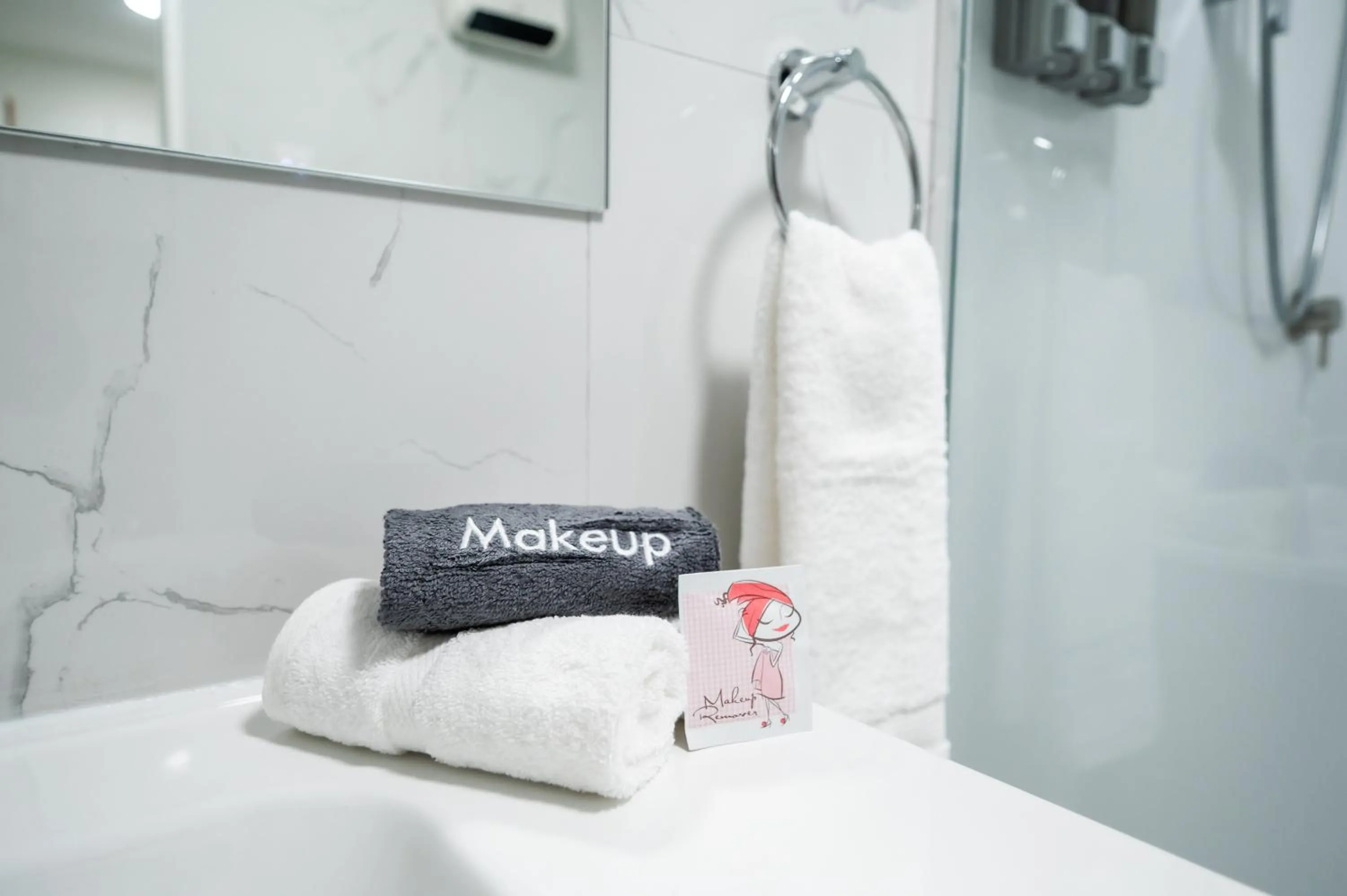 Bathroom, Bed in Solsen Flexi-Stay & Motel