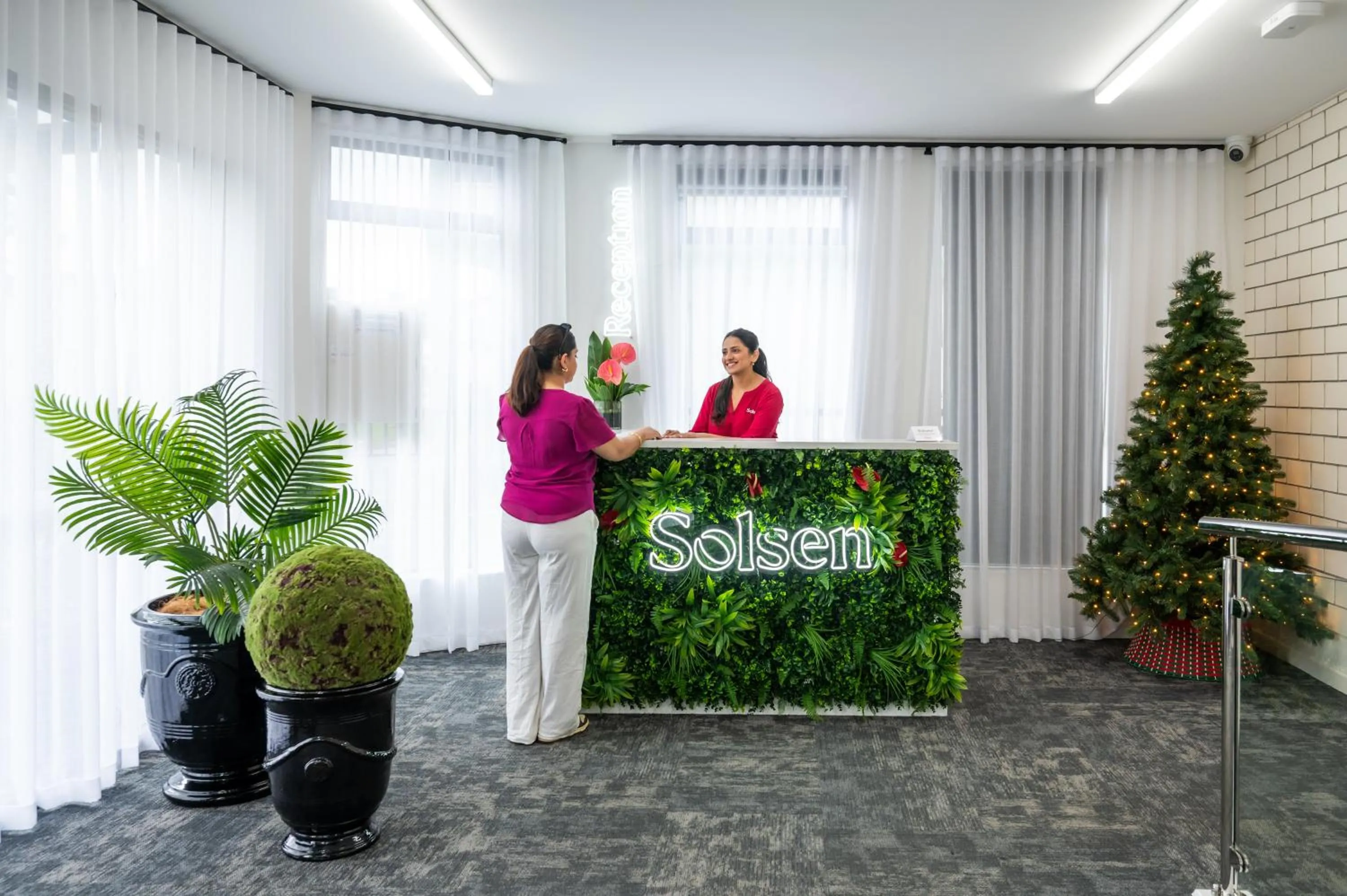 Lobby or reception in Solsen Flexi-Stay & Motel