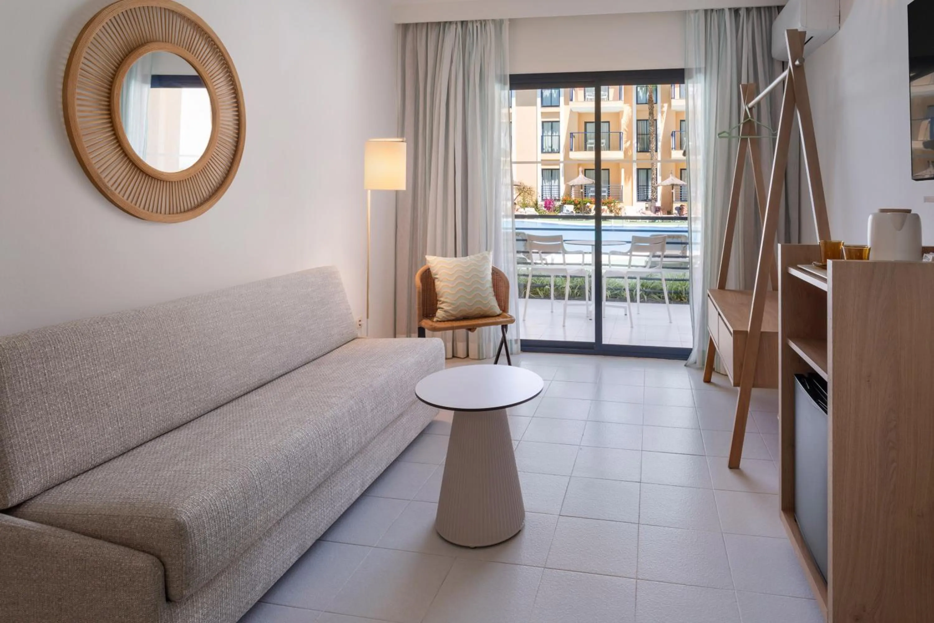 Bedroom in Sol Sancti Petri Aparthotel