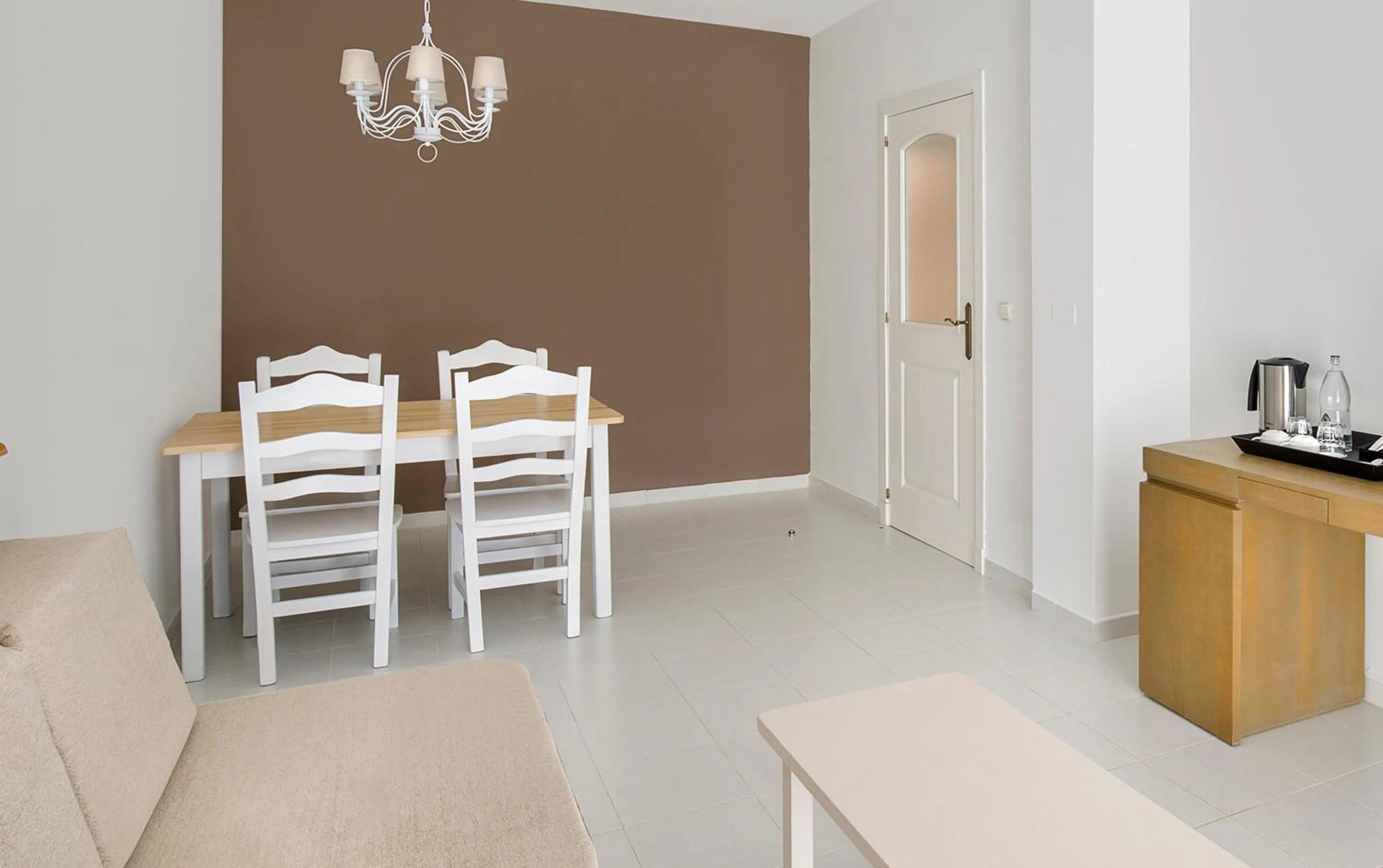 Living room in Sol Sancti Petri Aparthotel