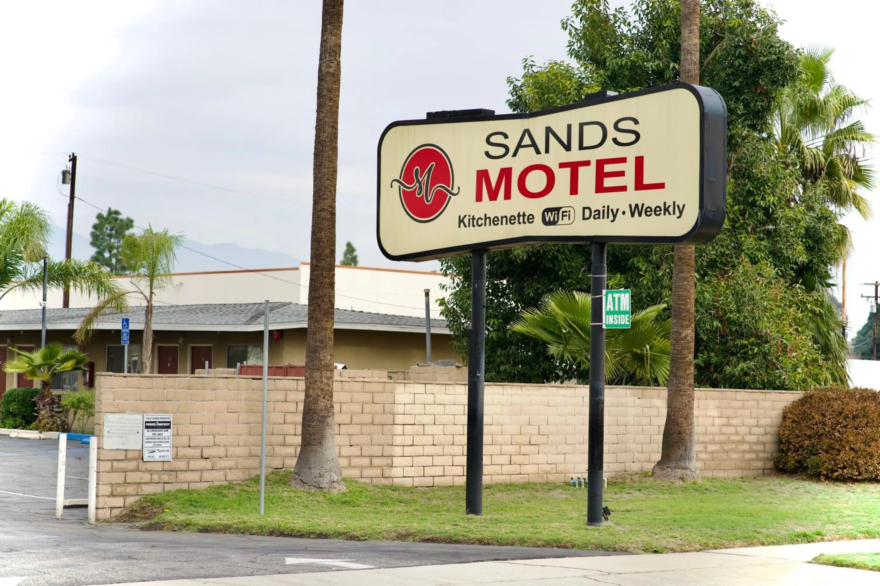 Property logo or sign in Sands Motel by Ontario Airport & Toyota Arena