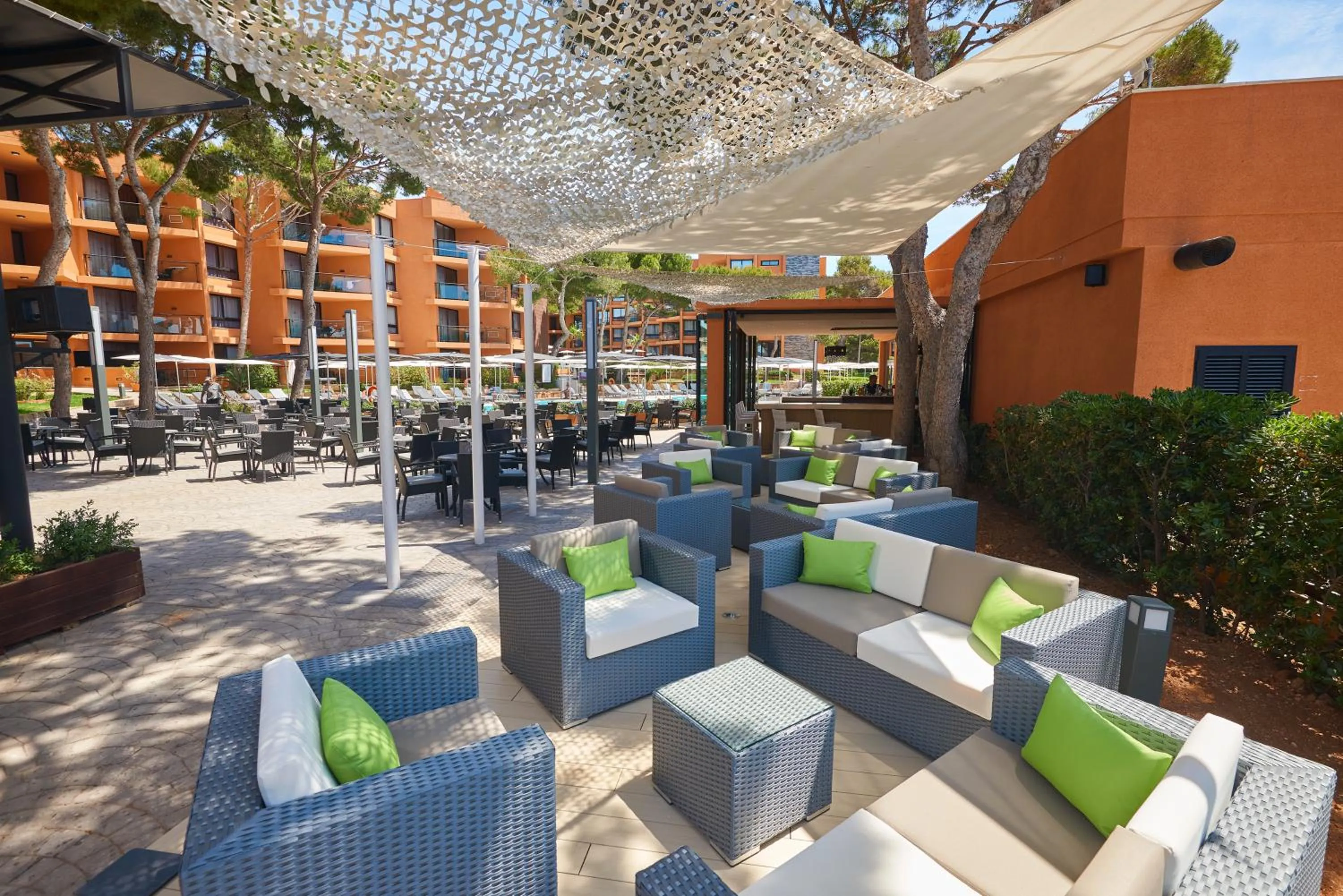 Lounge or bar in Protur Turo Pins 4* SUP