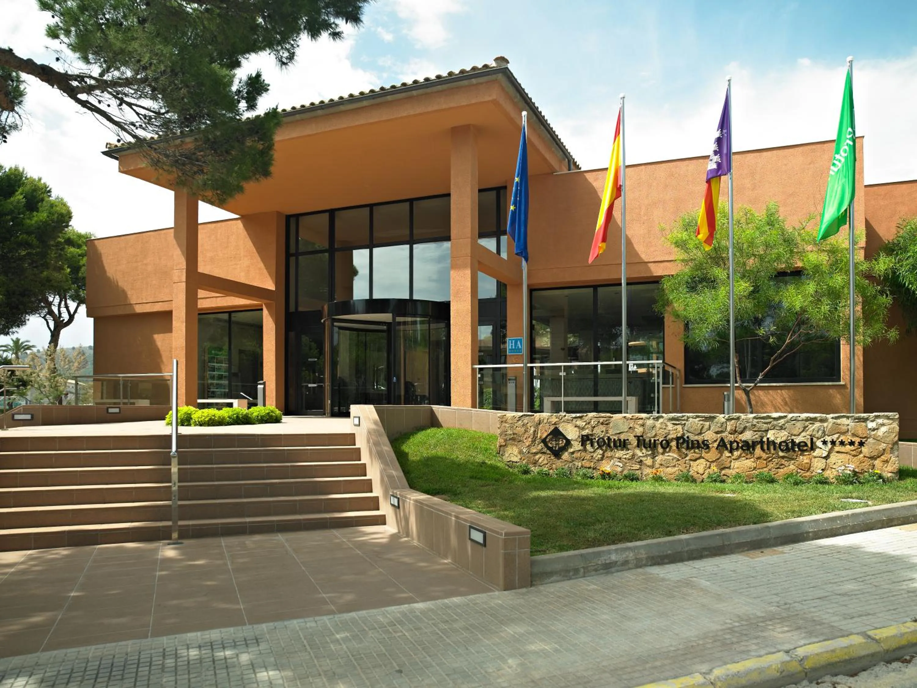 Facade/entrance in Protur Turo Pins 4* SUP