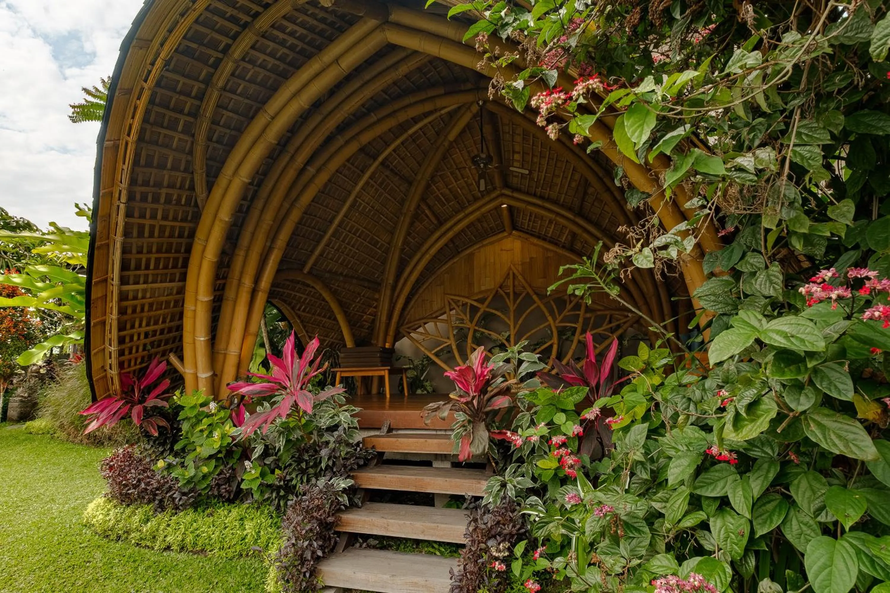 Garden in Gynandha Ubud Cottage