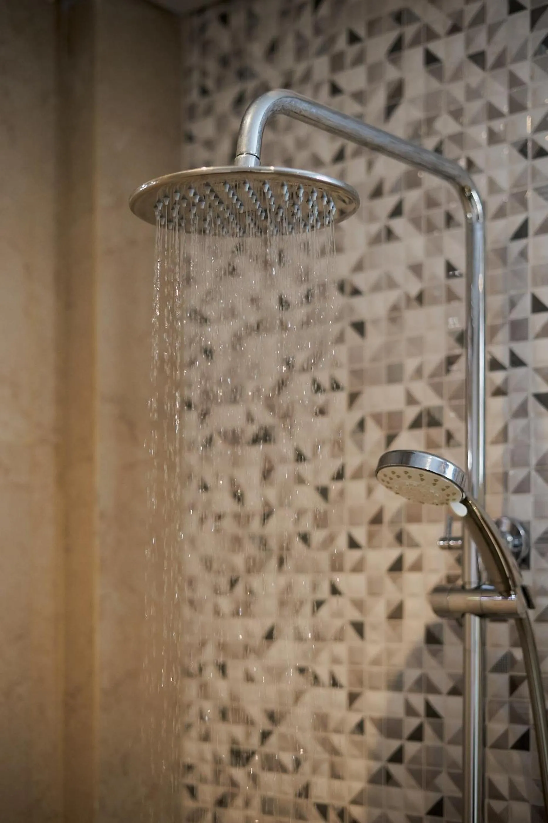 Shower in Gynandha Ubud Cottage