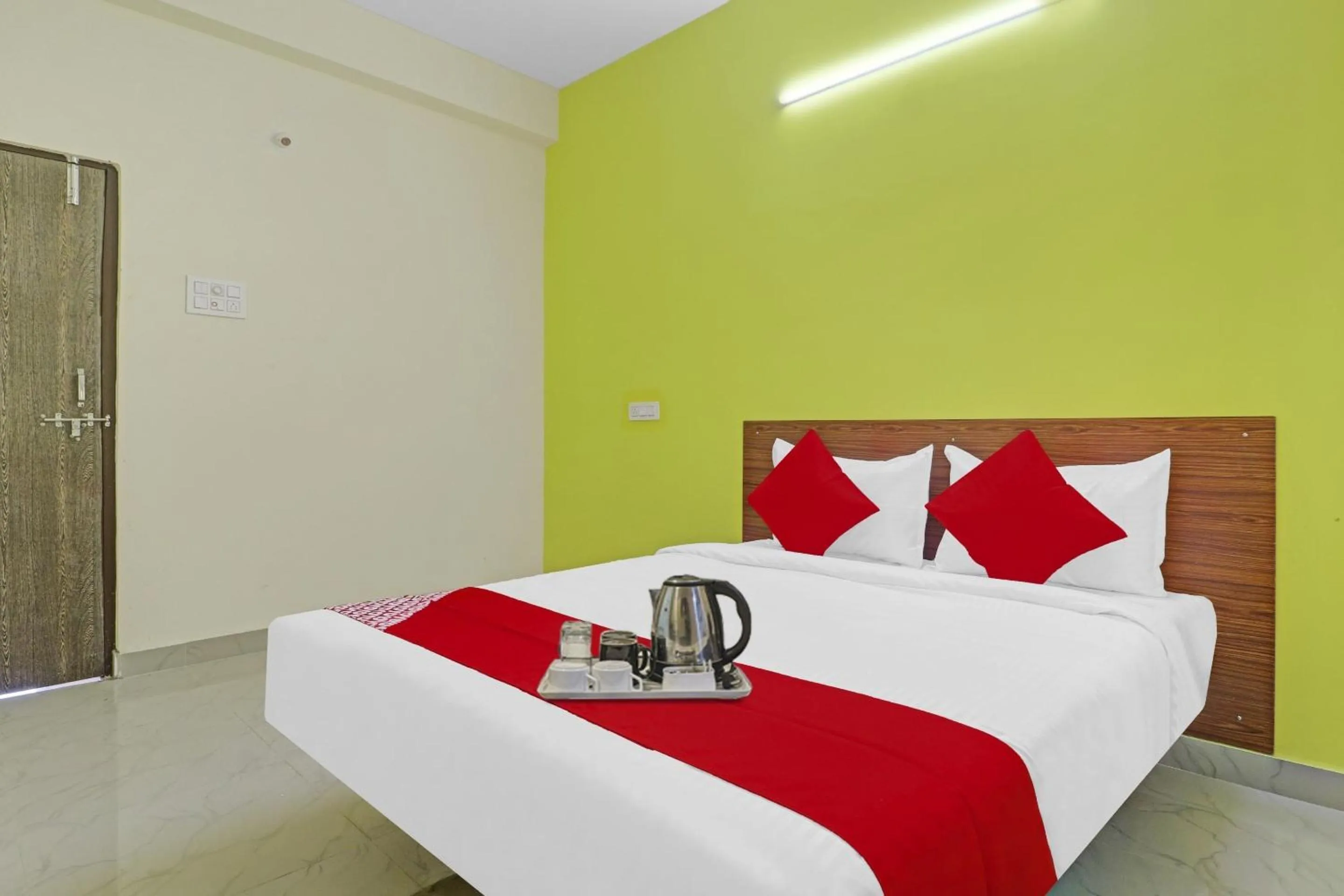 Bedroom, Bed in Super Collection O Elite Stay Near Habsiguda Metro Station
