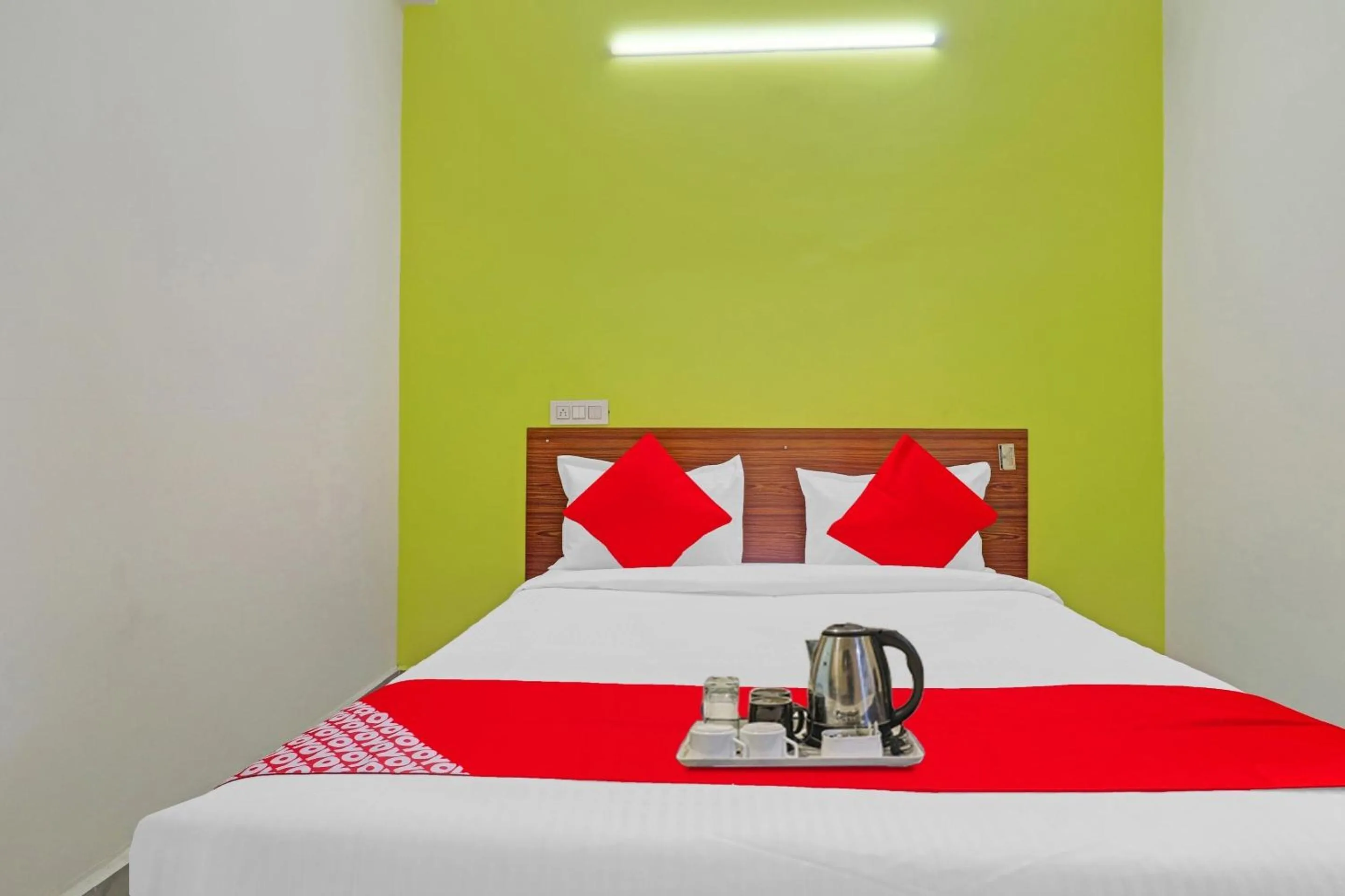 Bedroom, Bed in Super Collection O Elite Stay Near Habsiguda Metro Station