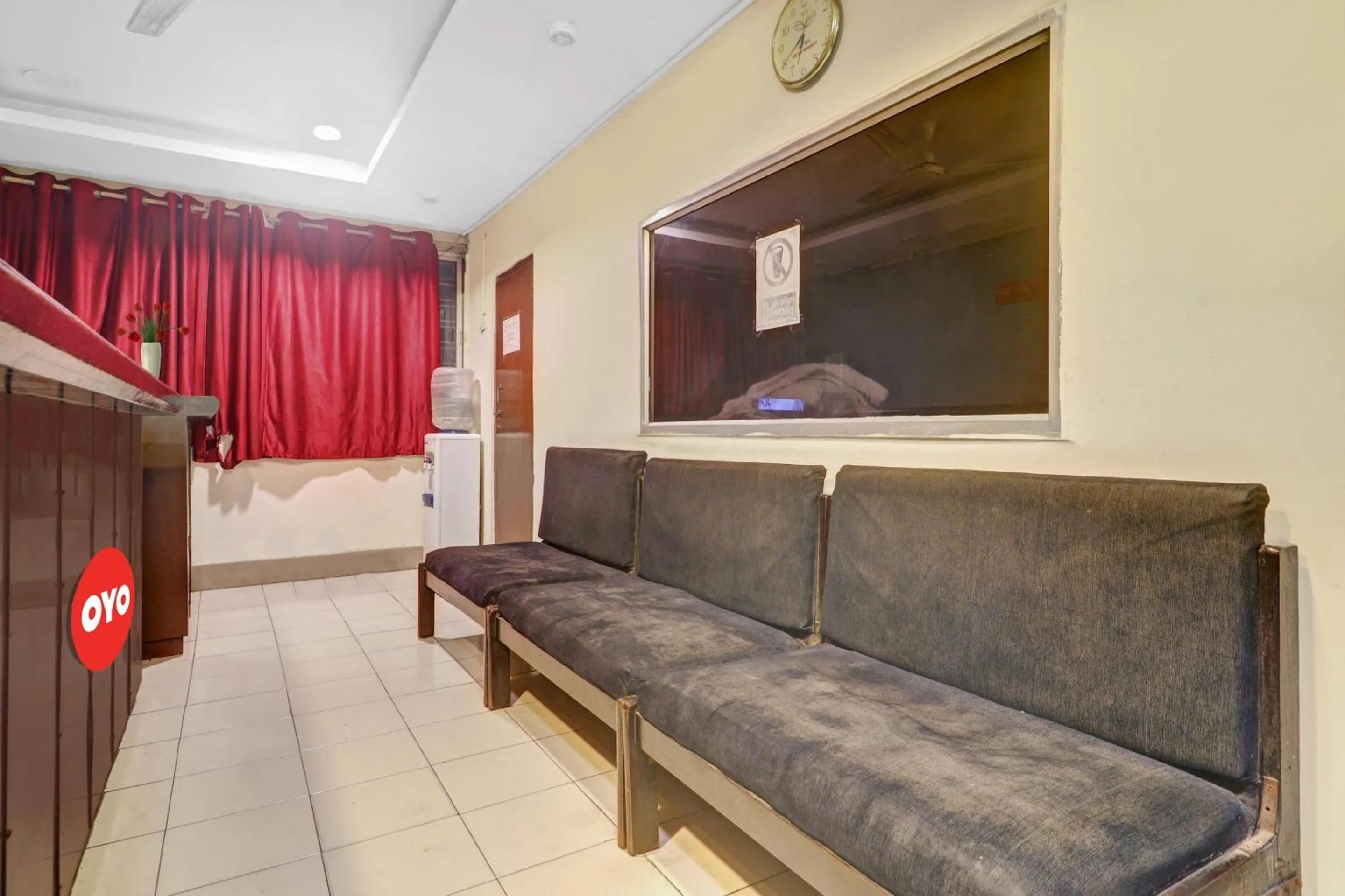 Lobby or reception in Hotel O HRR Hotels Near Paradise circle