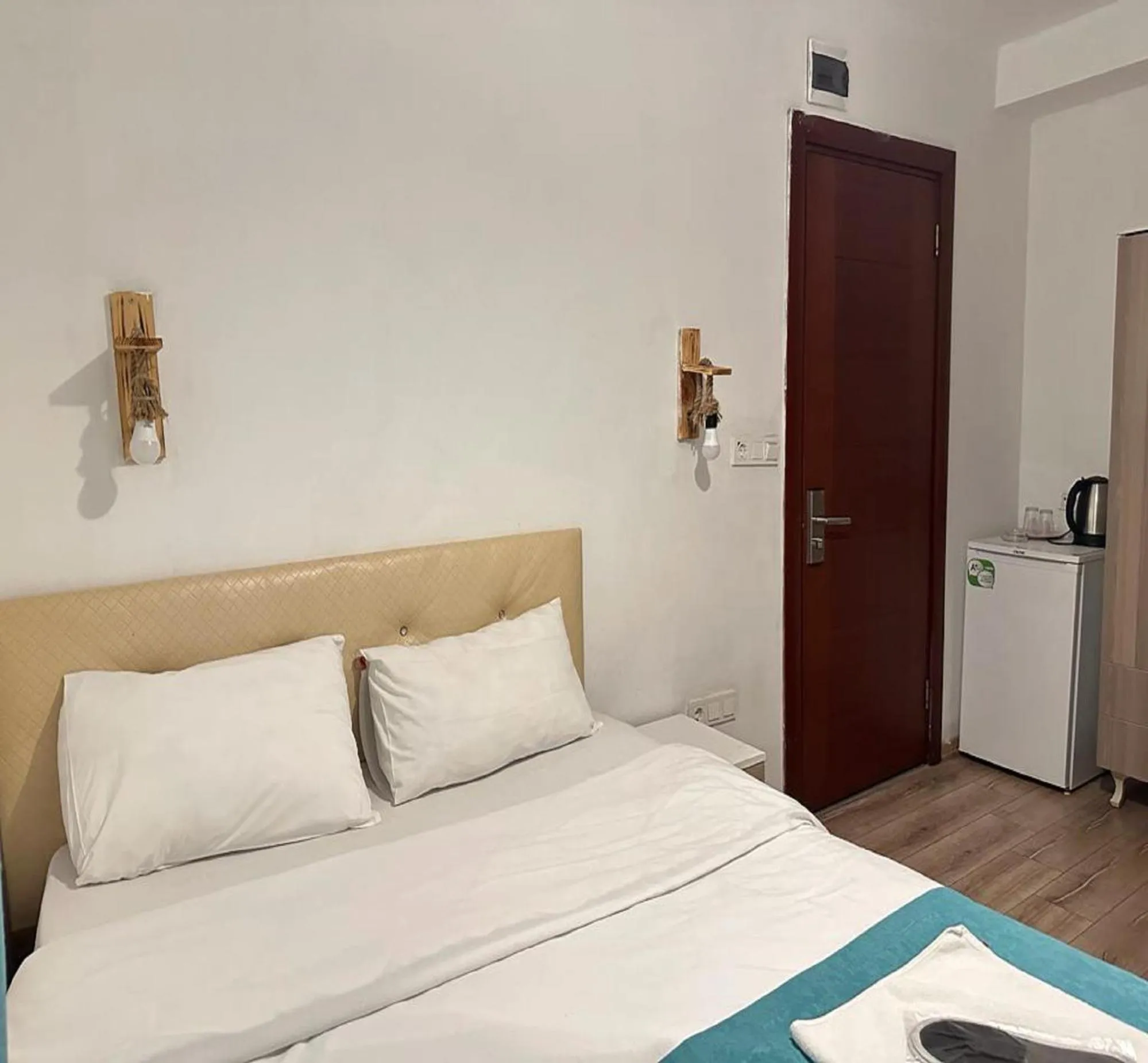 Photo of the whole room, Bed in Taksim Soushian Hotel