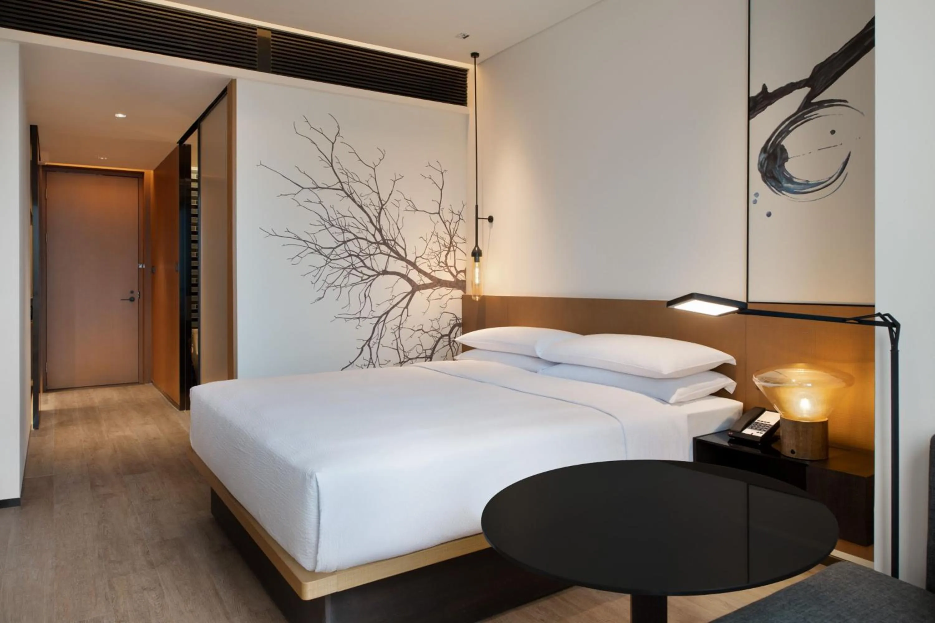 Photo of the whole room, Bed in Fairfield by Marriott Xi'an Chanba