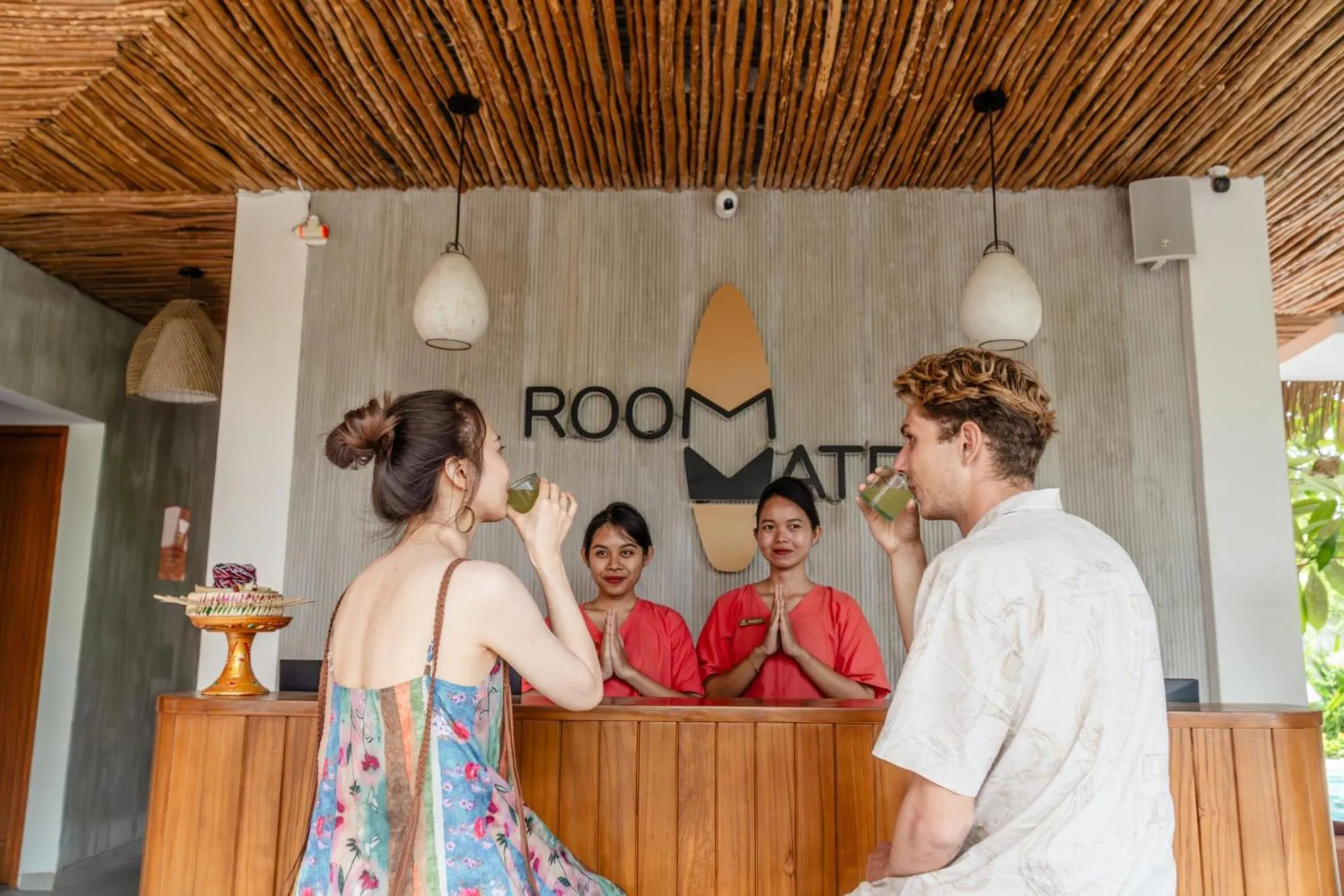 Lobby or reception in Roomates Hostel Canggu by Ini Vie Hospitality
